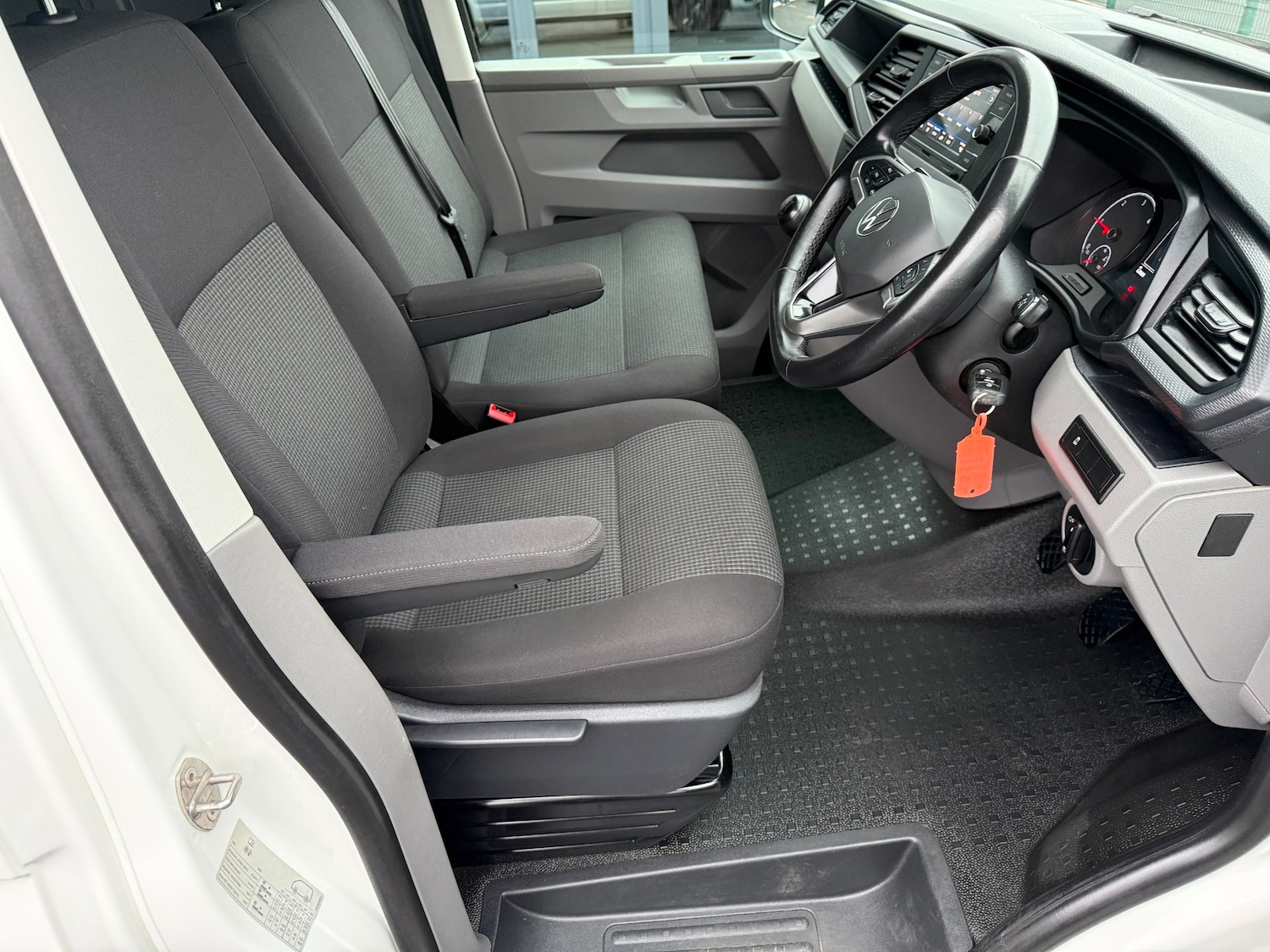 Used Volkswagen Transporter 2022 for sale - 77745124: Photo 19