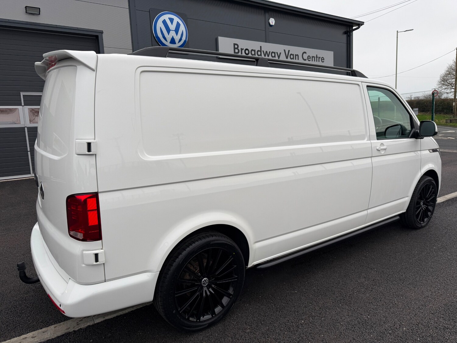 Used Volkswagen Transporter 2022 for sale - 77745124: Photo 8
