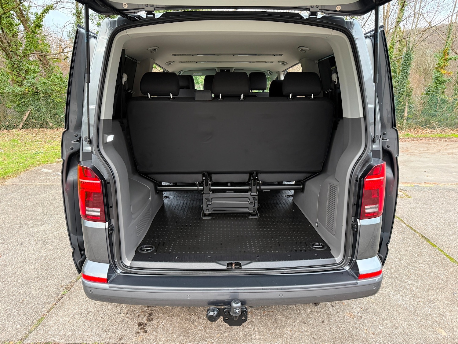 Used Volkswagen Transporter Shuttle 2020 for sale - 77118873: Photo 11