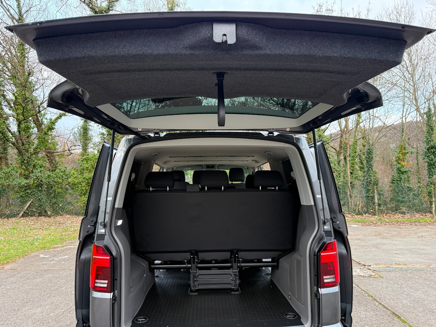 Used Volkswagen Transporter Shuttle 2020 for sale - 77118873: Photo 16