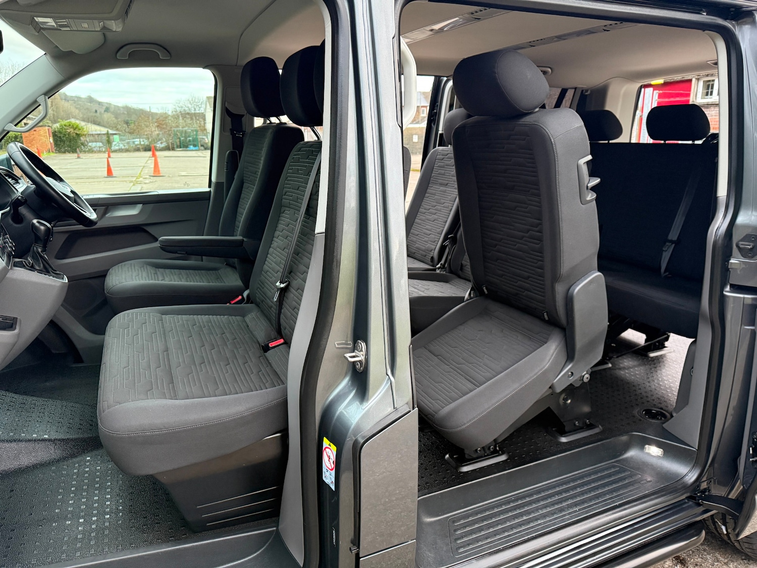 Used Volkswagen Transporter Shuttle 2020 for sale - 77118873: Photo 20