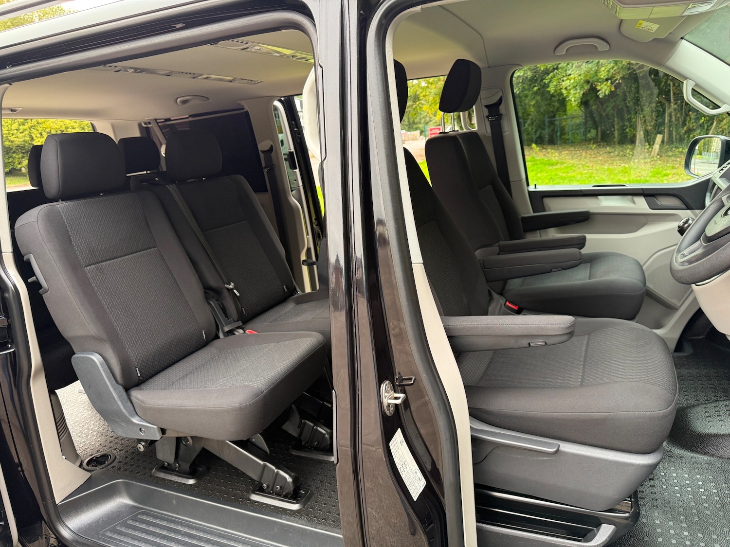 Used Volkswagen Transporter 2019 for sale - 76212240: Photo 12