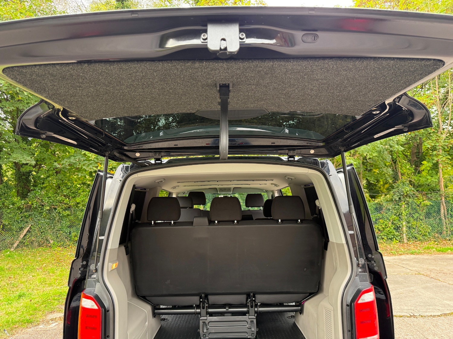 Used Volkswagen Transporter 2019 for sale - 76212240: Photo 13