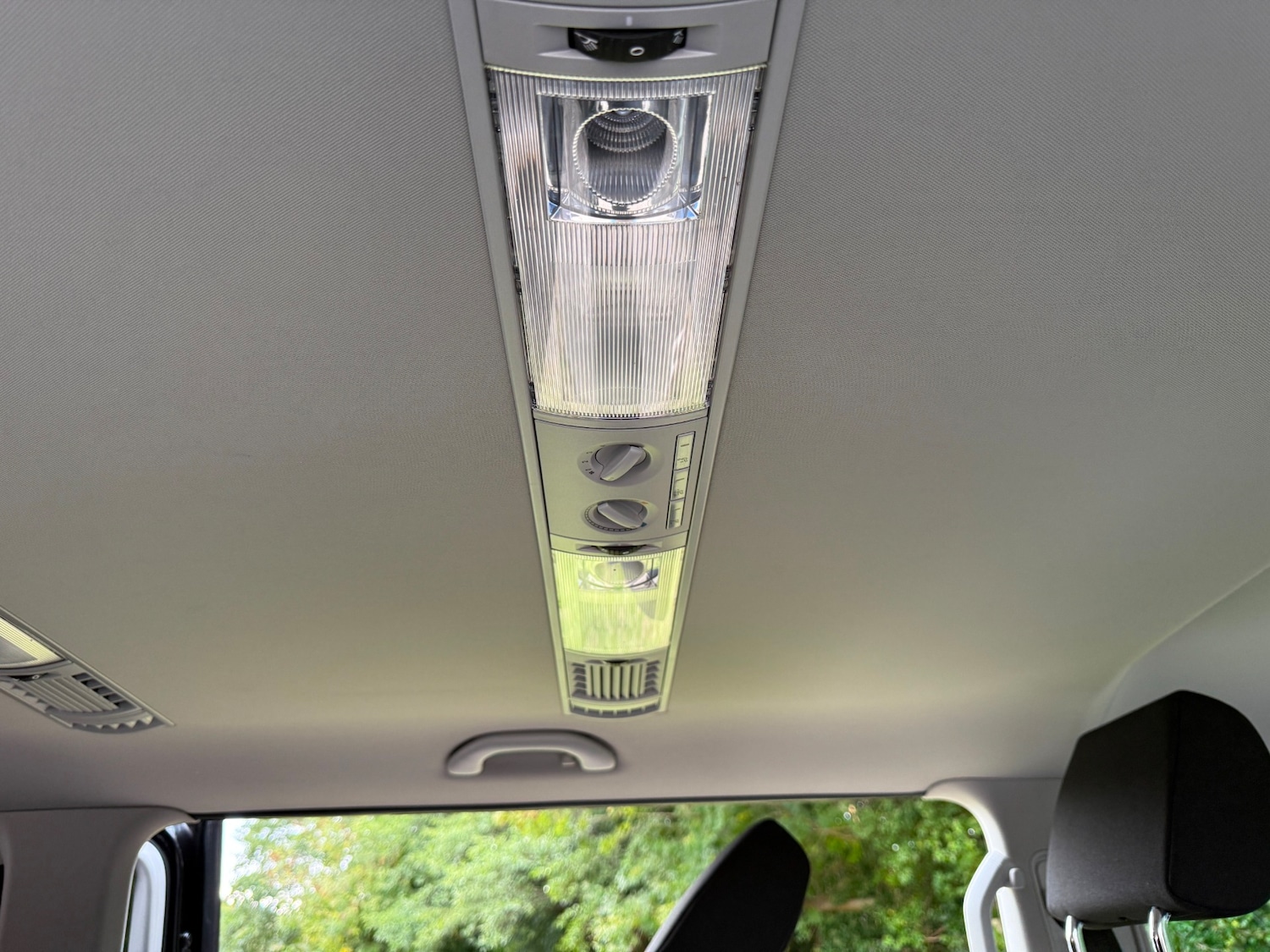 Used Volkswagen Transporter 2019 for sale - 76212240: Photo 15