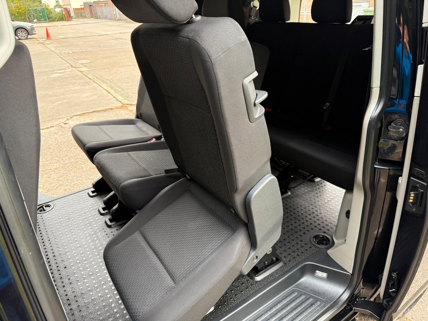 Used Volkswagen Transporter 2019 for sale - 76212240: Photo 18