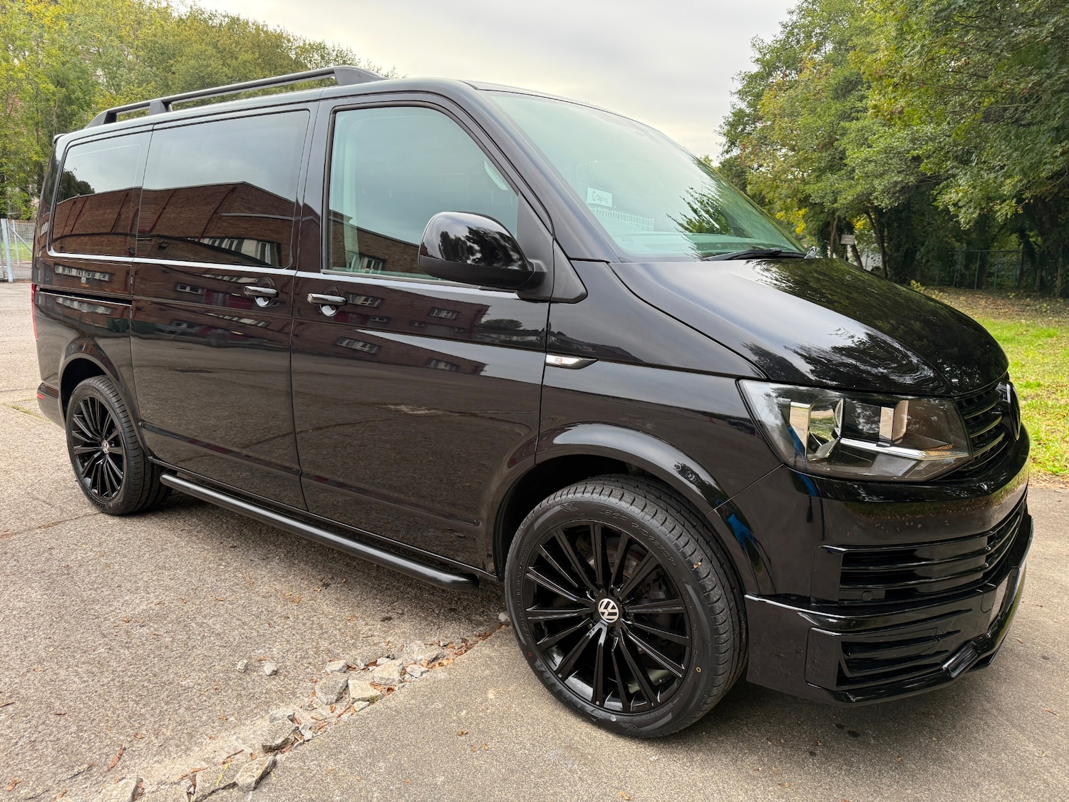 Used Volkswagen Transporter 2019 for sale - 76212240: Photo 2