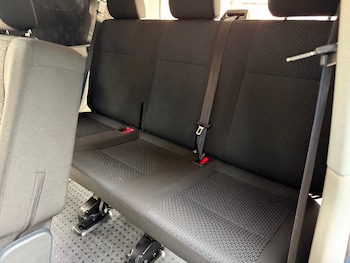 Used Volkswagen Transporter 2019 for sale - 76212240: Photo