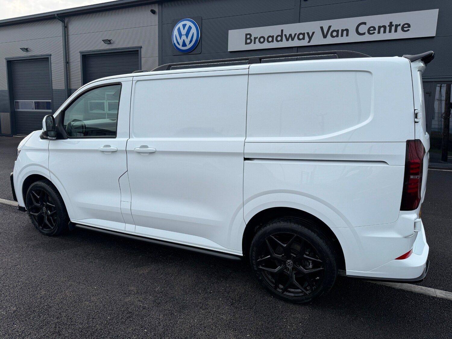 Used Volkswagen Transporter 2025 for sale - 77760798: Photo 10