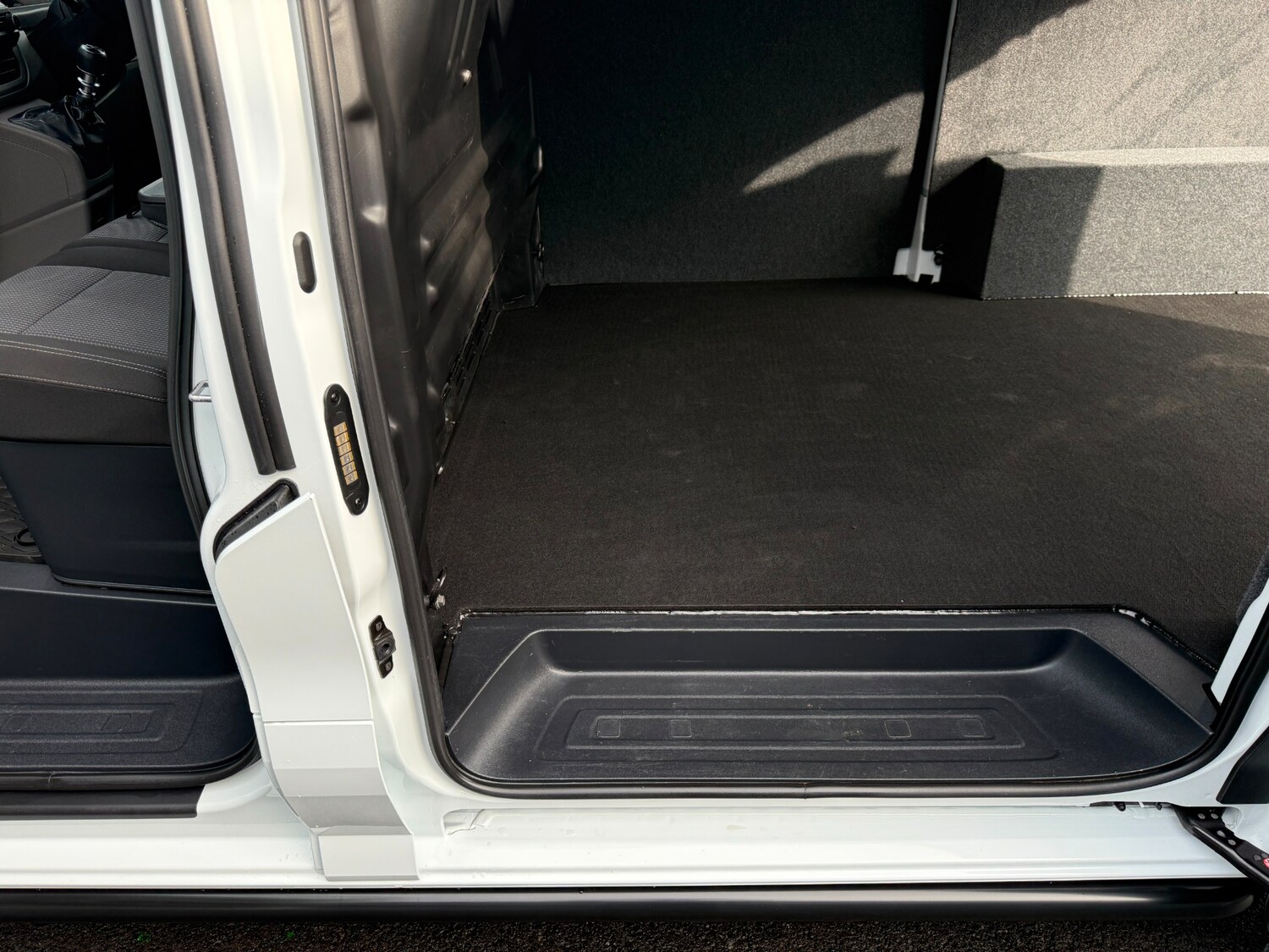 Used Volkswagen Transporter 2025 for sale - 77760798: Photo 4