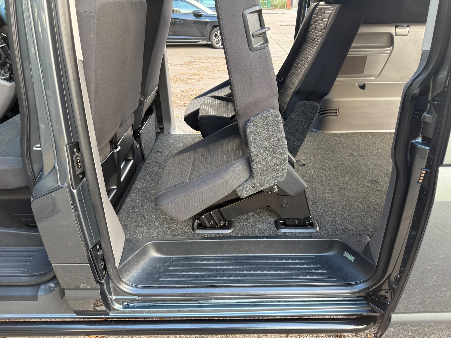 Used Volkswagen Transporter Shuttle 2021 for sale - 76397260: Photo 17