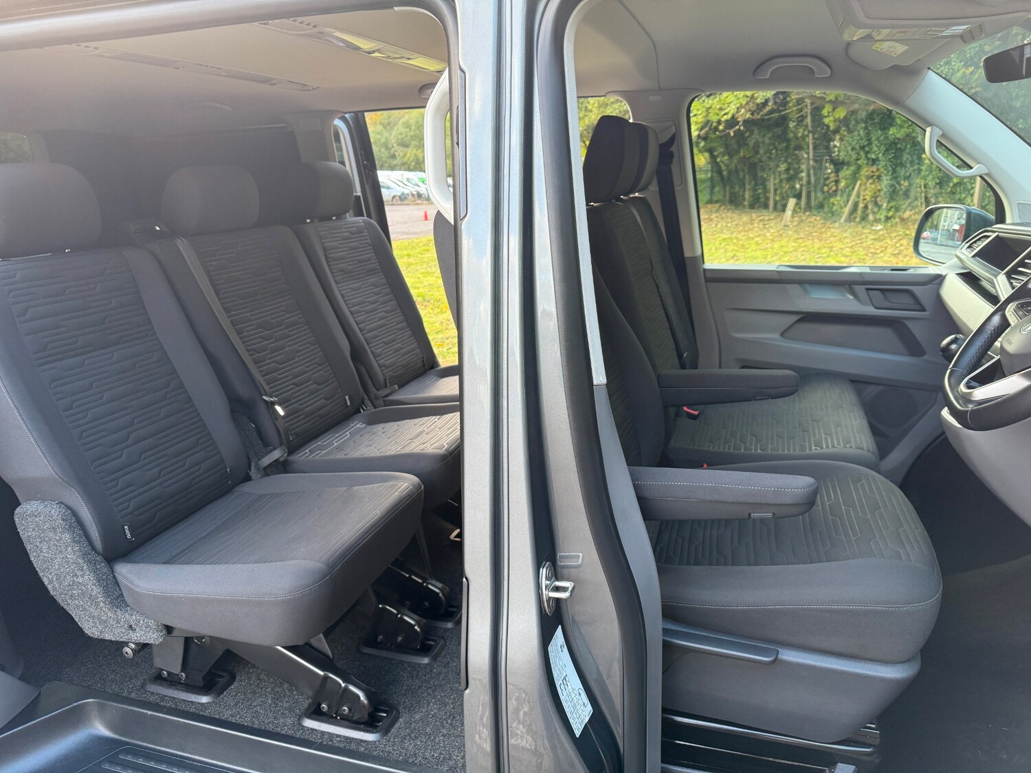 Used Volkswagen Transporter Shuttle 2021 for sale - 76397260: Photo 18