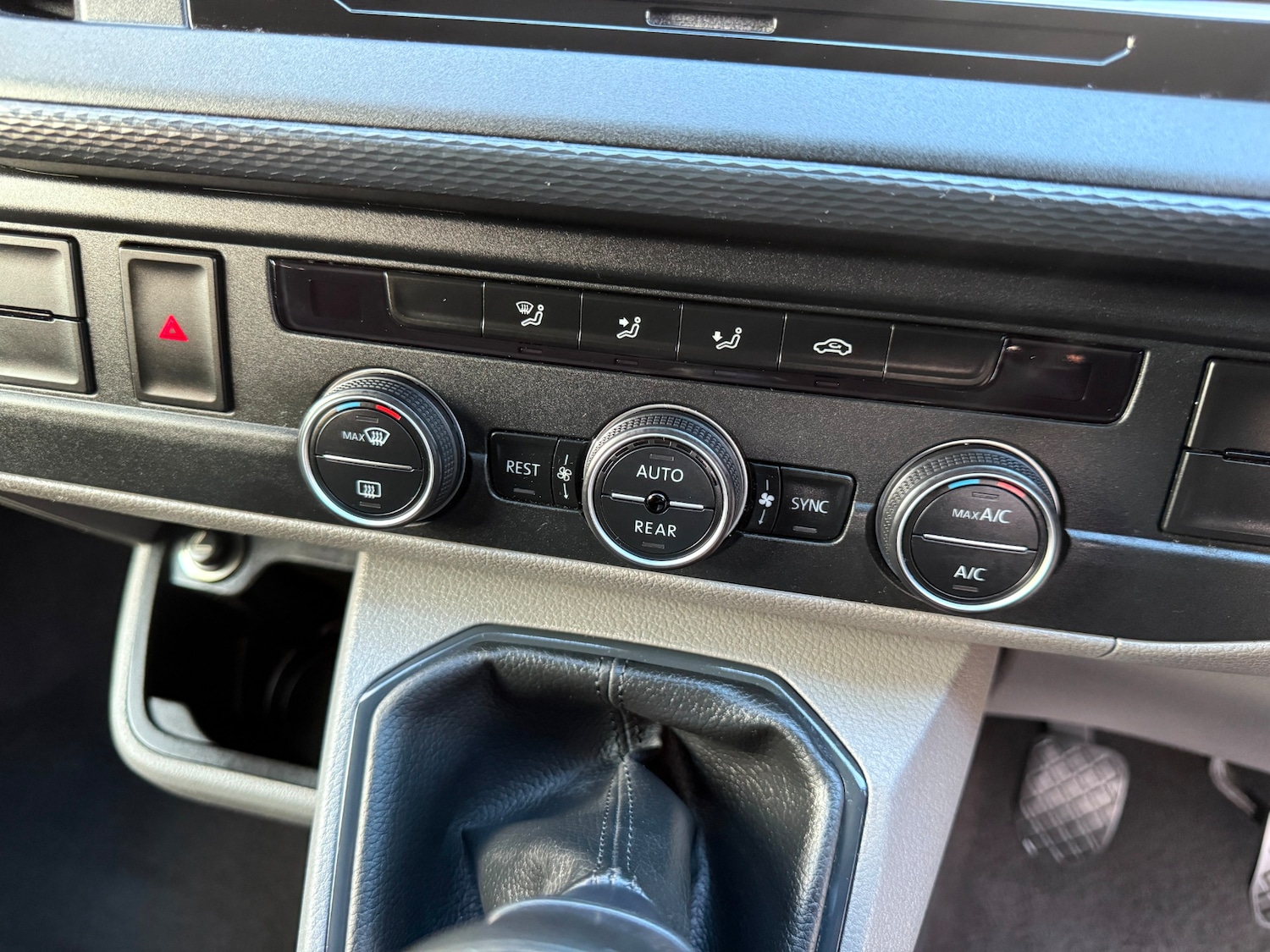 Used Volkswagen Transporter Shuttle 2021 for sale - 76397260: Photo 21