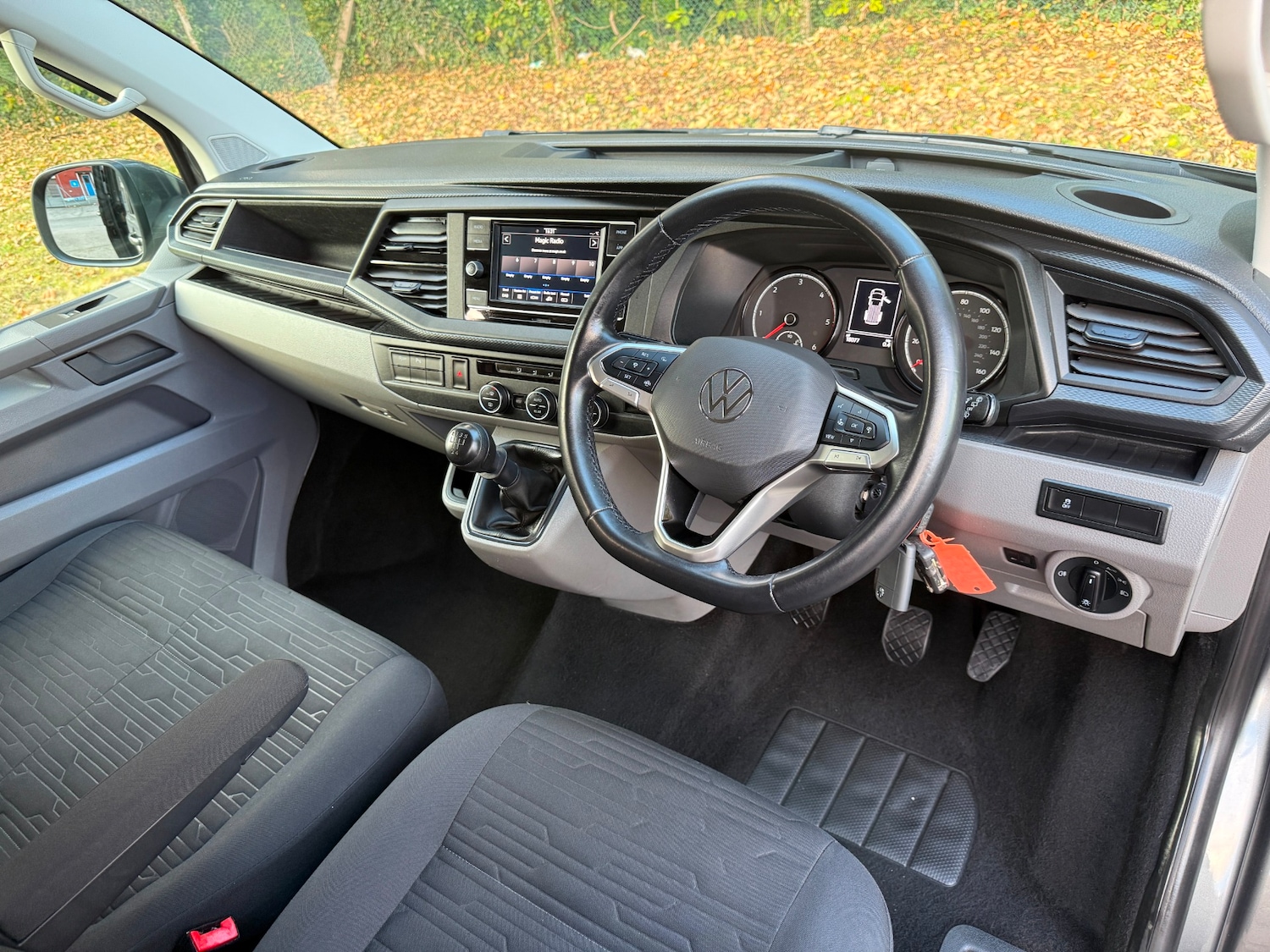 Used Volkswagen Transporter Shuttle 2021 for sale - 76397260: Photo 24