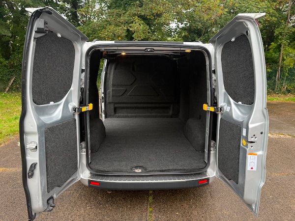 Used Ford Transit Custom 2016 for sale - 76207385: Photo 11