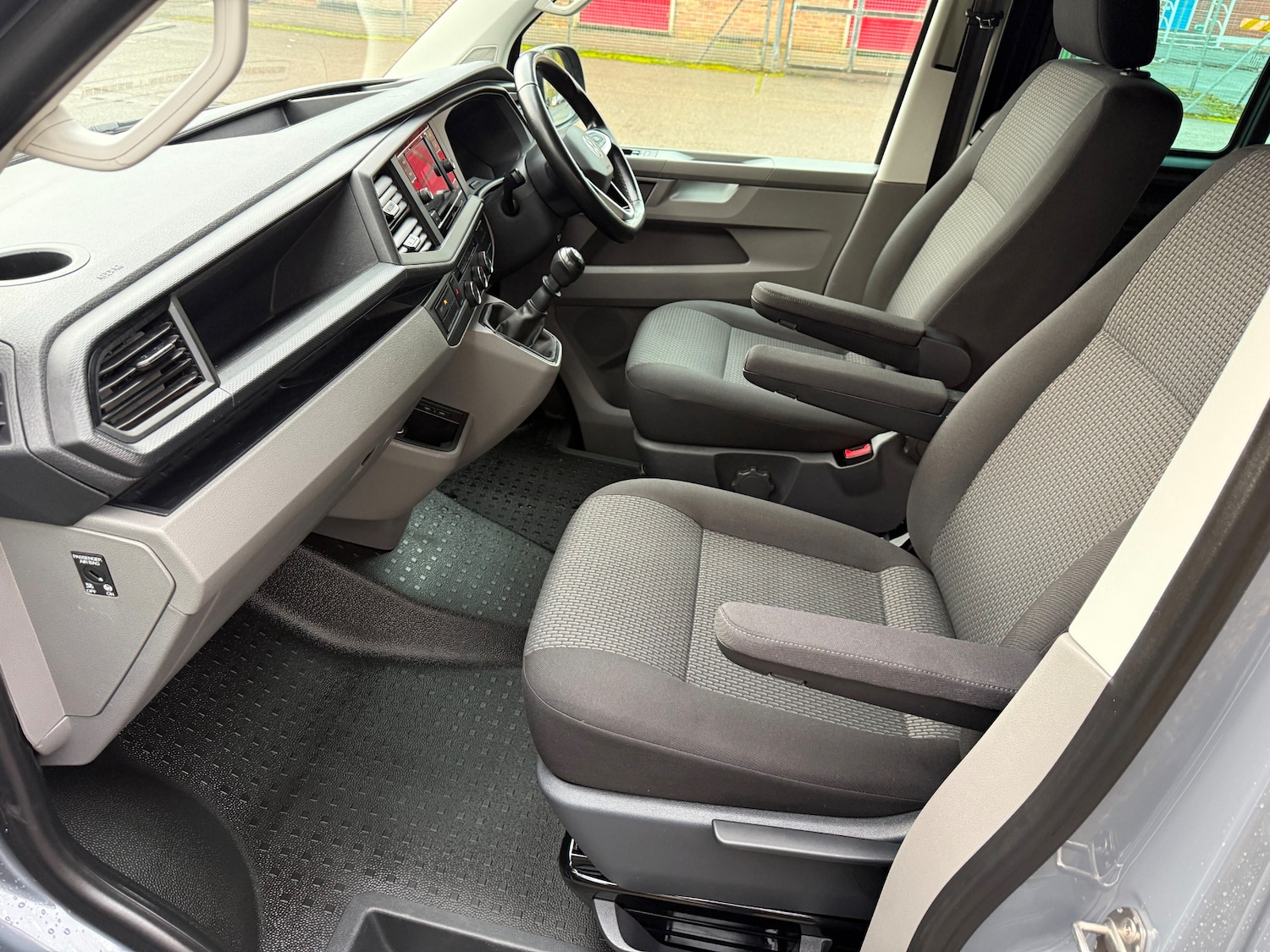 Used Volkswagen Transporter 2022 for sale - 76506098: Photo 15