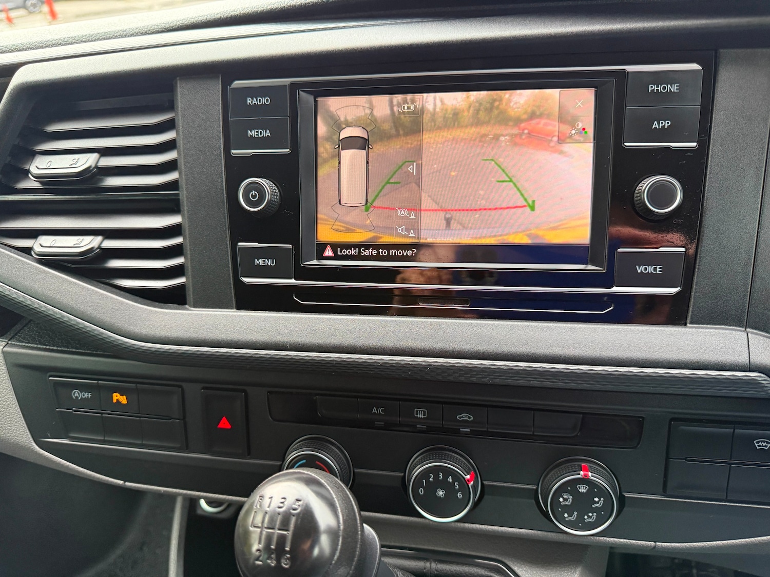 Used Volkswagen Transporter 2022 for sale - 76506098: Photo 24