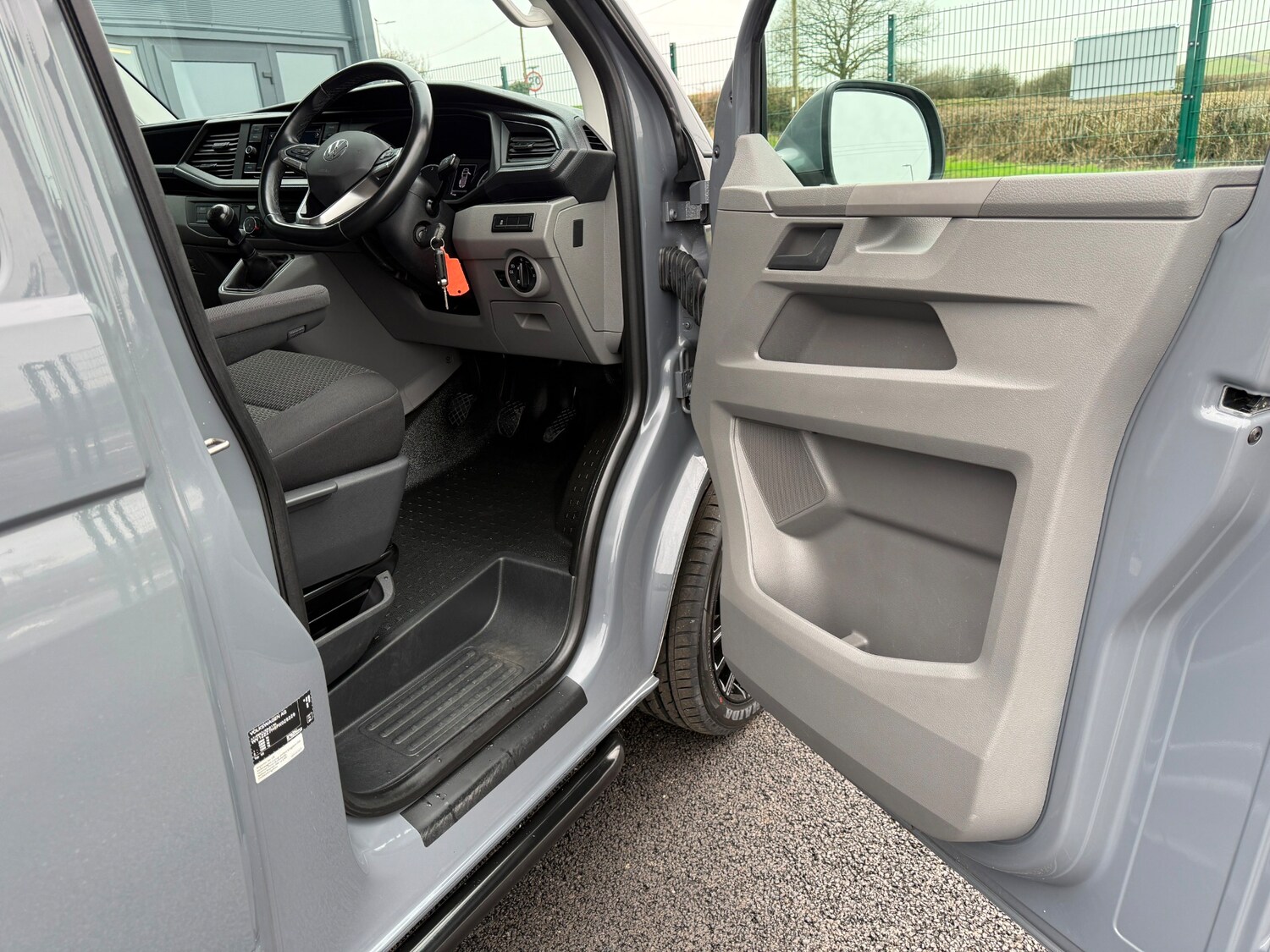 Used Volkswagen Transporter for sale - 78107957: Photo 14