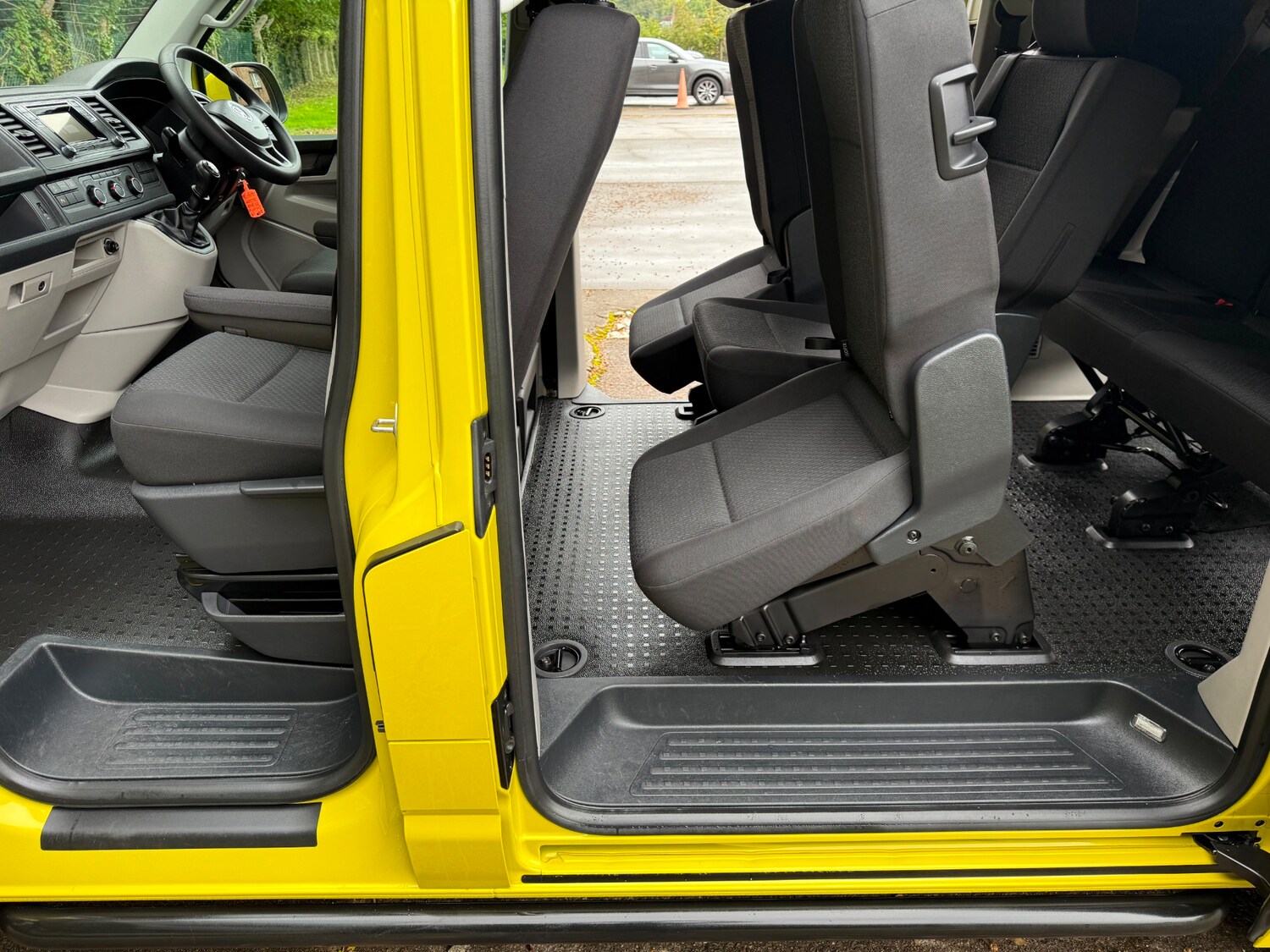 Used Volkswagen Transporter 2019 for sale - 76187377: Photo 14