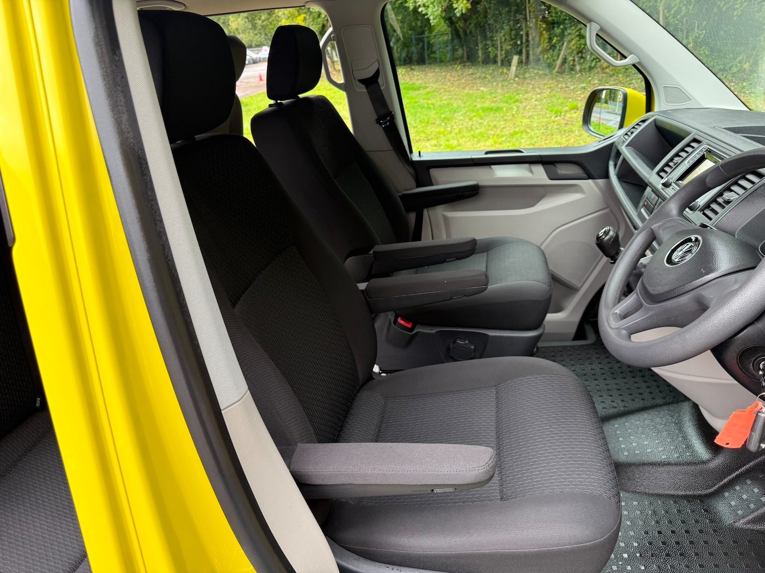 Used Volkswagen Transporter 2019 for sale - 76187377: Photo 19