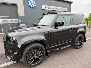 Used Land Rover Defender 90 2026 for sale - 78621425: Photo