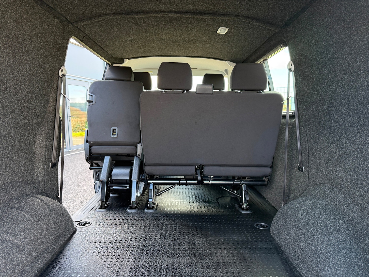 Used Volkswagen Transporter for sale - 78112725: Photo 11