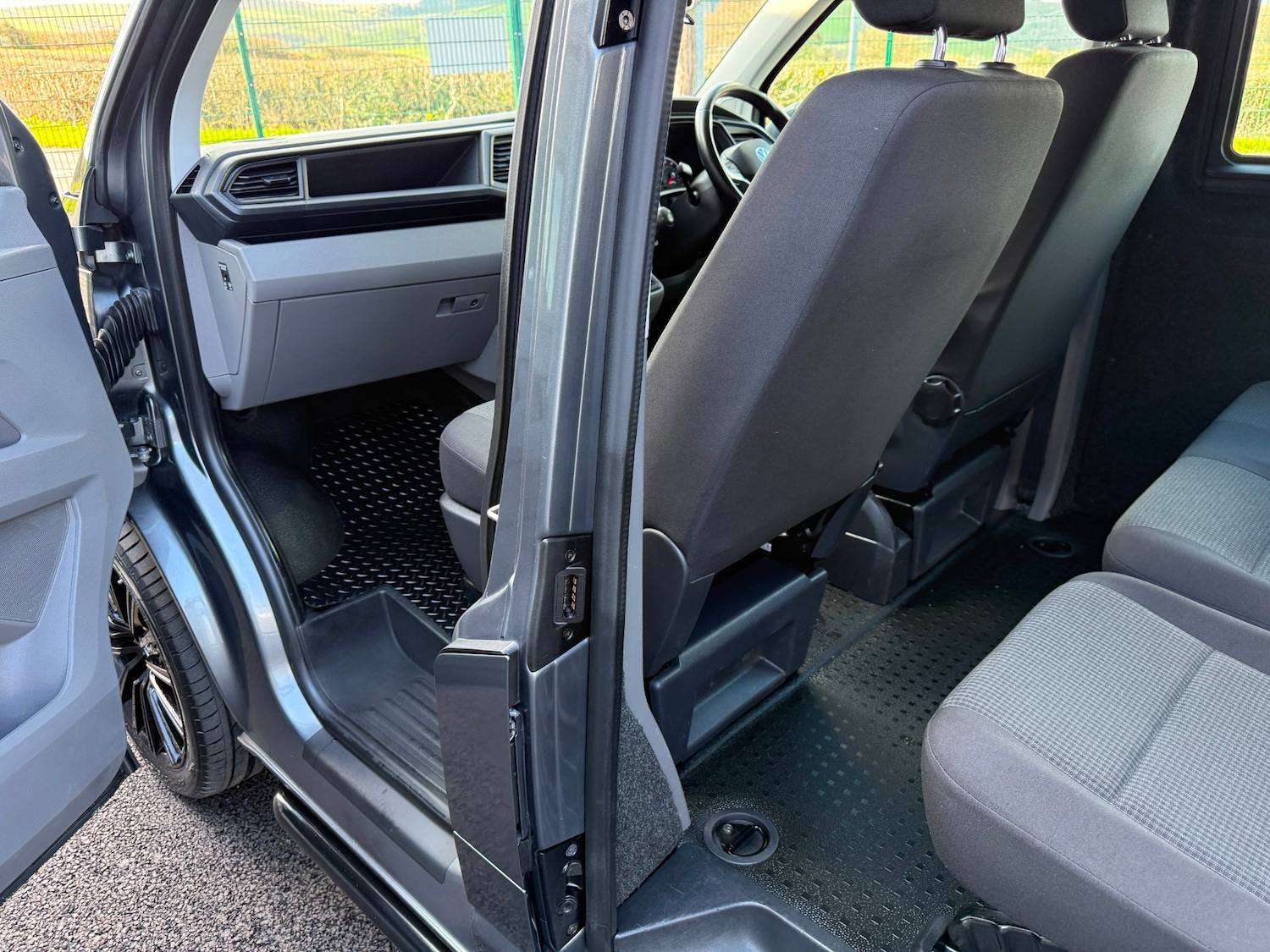 Used Volkswagen Transporter for sale - 78112725: Photo 17