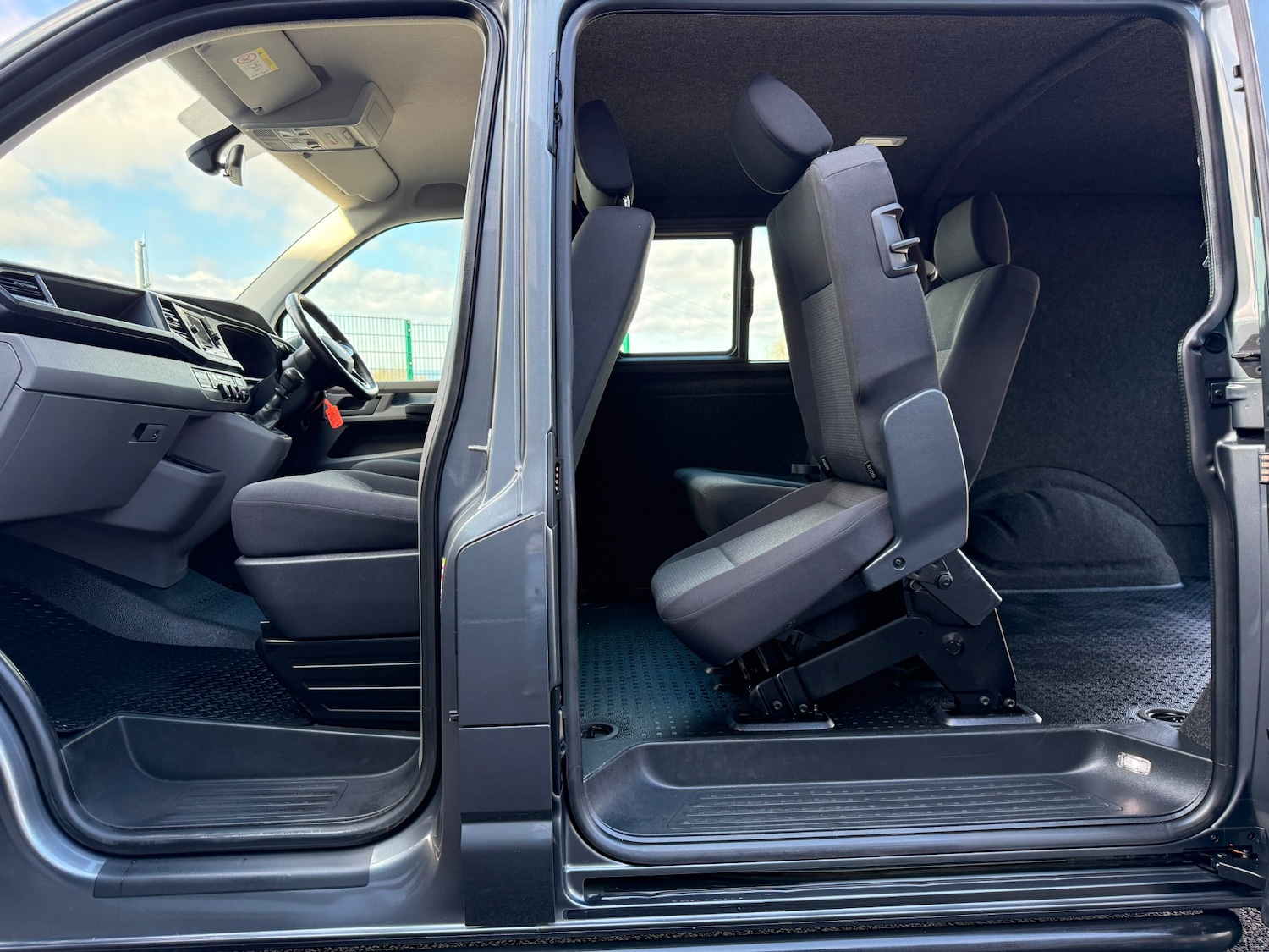 Used Volkswagen Transporter for sale - 78112725: Photo 19