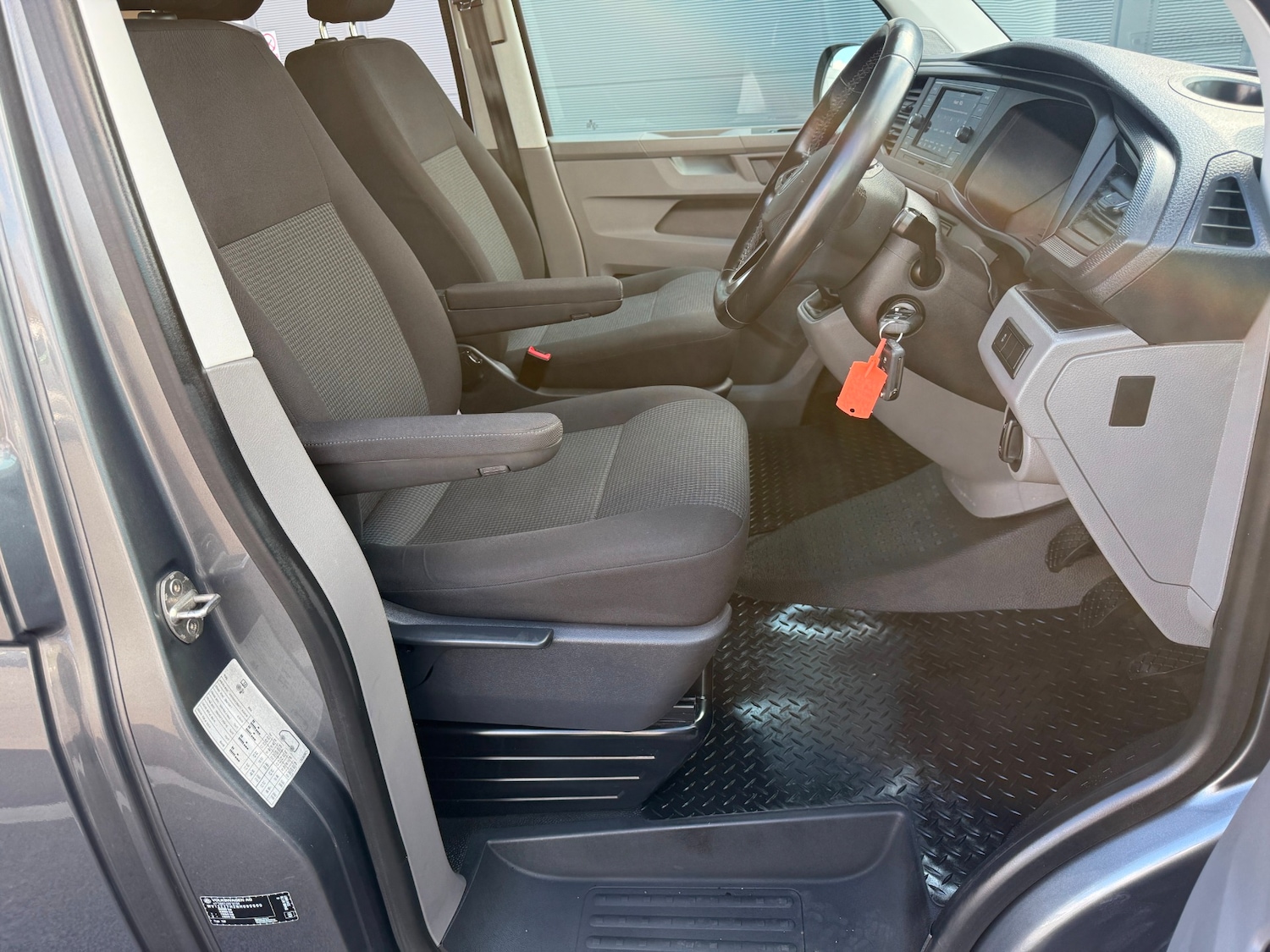 Used Volkswagen Transporter for sale - 78112725: Photo 21