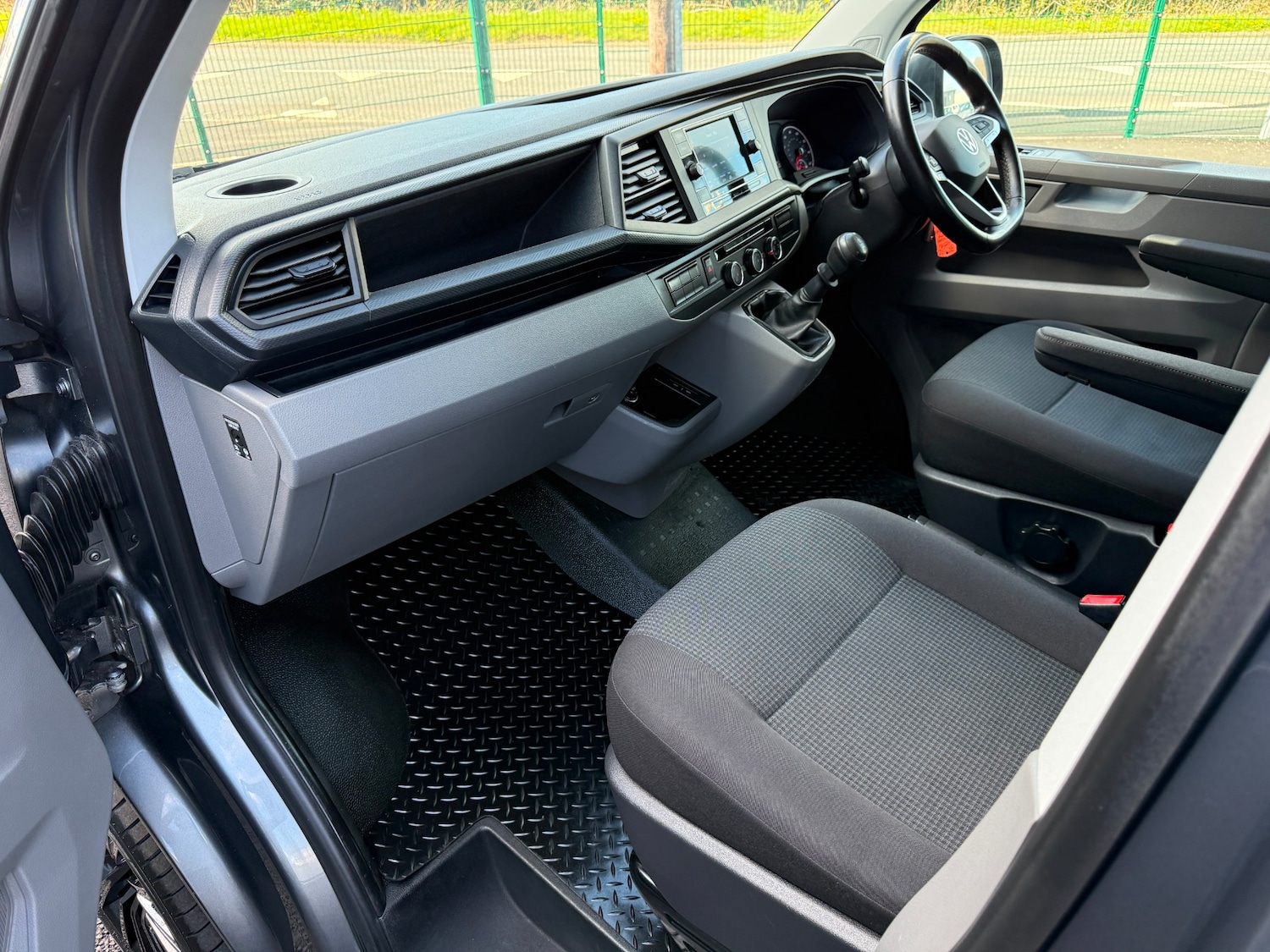 Used Volkswagen Transporter for sale - 78112725: Photo 23