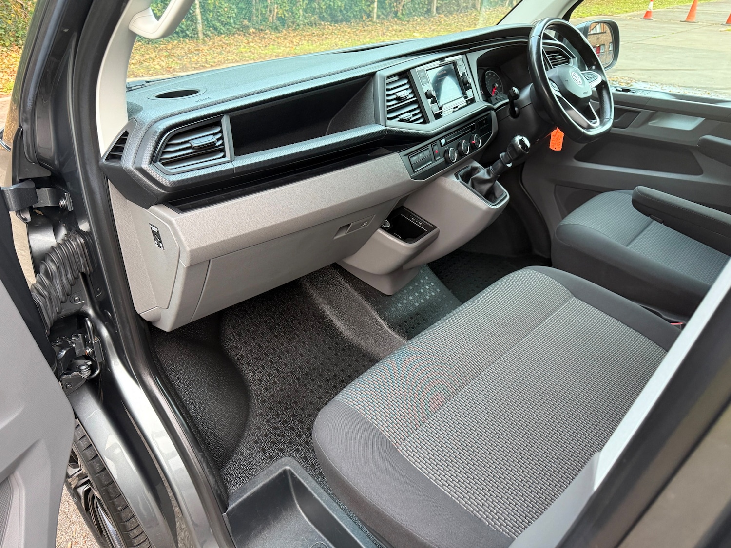 Used Volkswagen Transporter 2020 for sale - 76392412: Photo 14