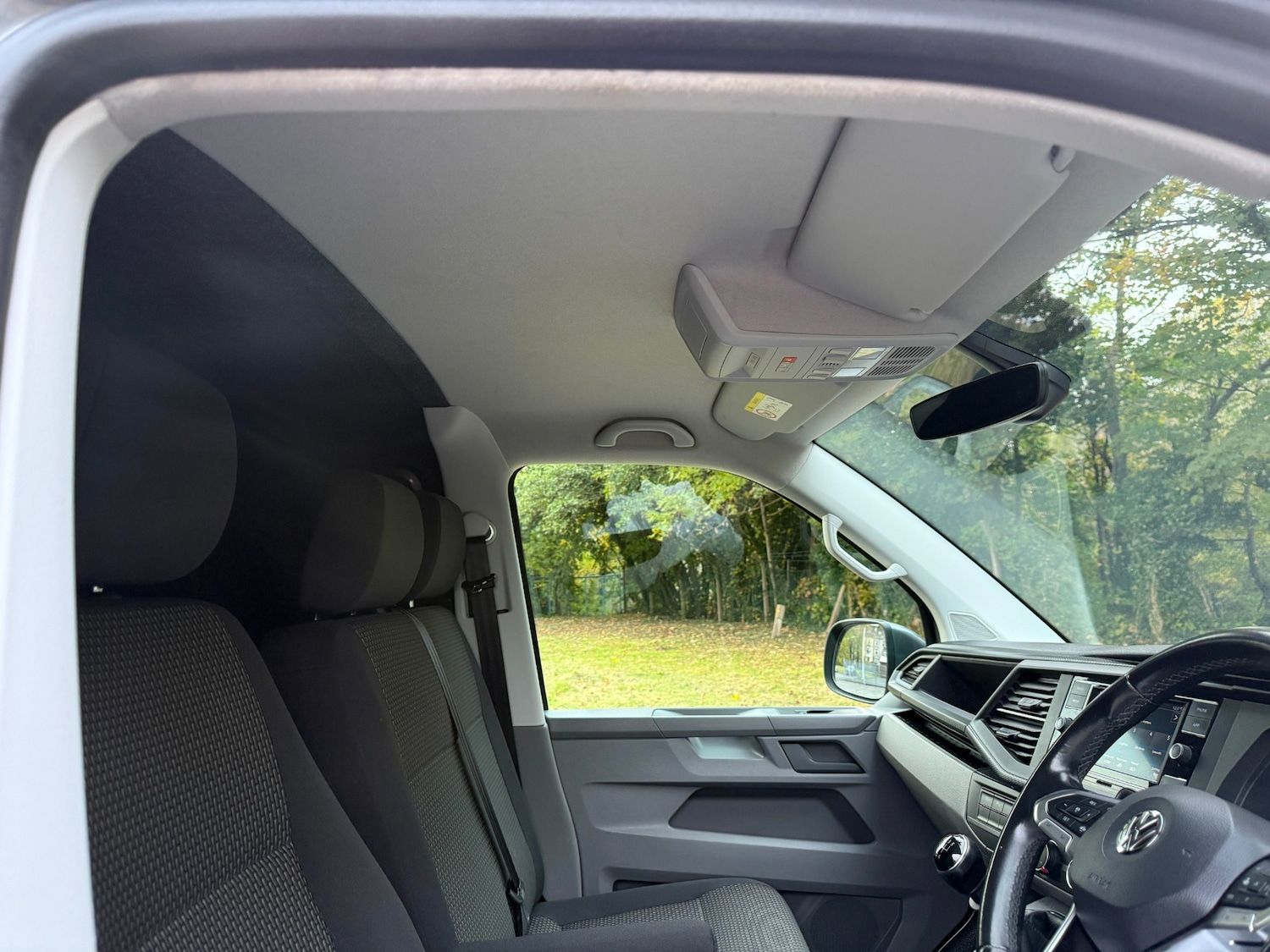 Used Volkswagen Transporter 2020 for sale - 76392412: Photo 17