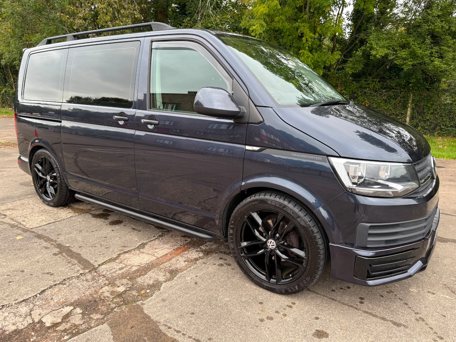 Used Volkswagen Transporter 2018 for sale - 76237481: Photo 2