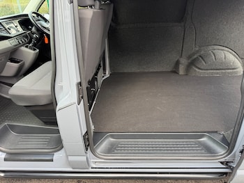 Used Volkswagen Transporter 2024 for sale - 78237929: Photo