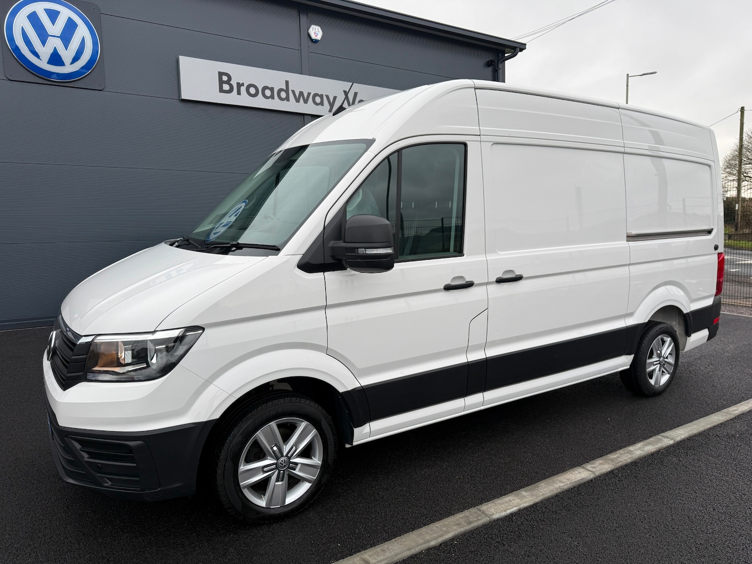 Used Volkswagen Crafter 2023 for sale - 77329581: Photo 1