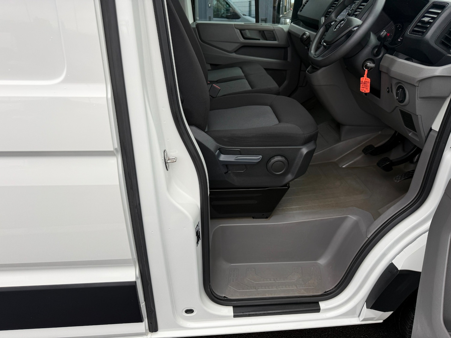 Used Volkswagen Crafter 2023 for sale - 77329581: Photo 14