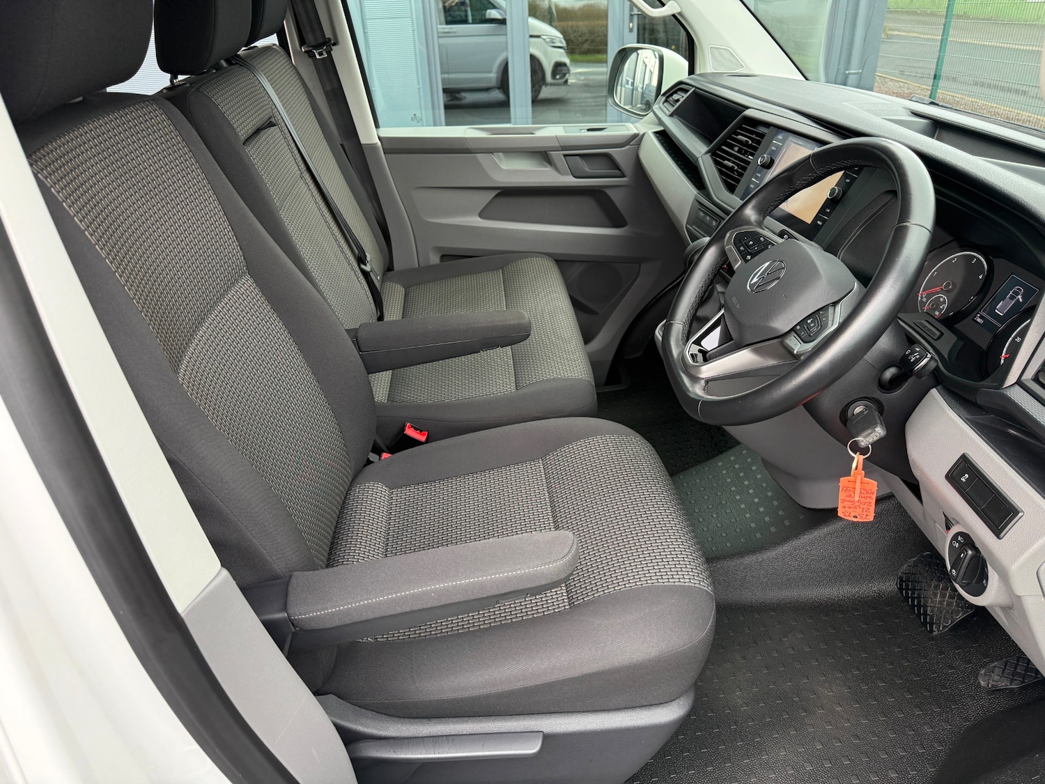 Used Volkswagen Transporter 2023 for sale - 77902726: Photo 20