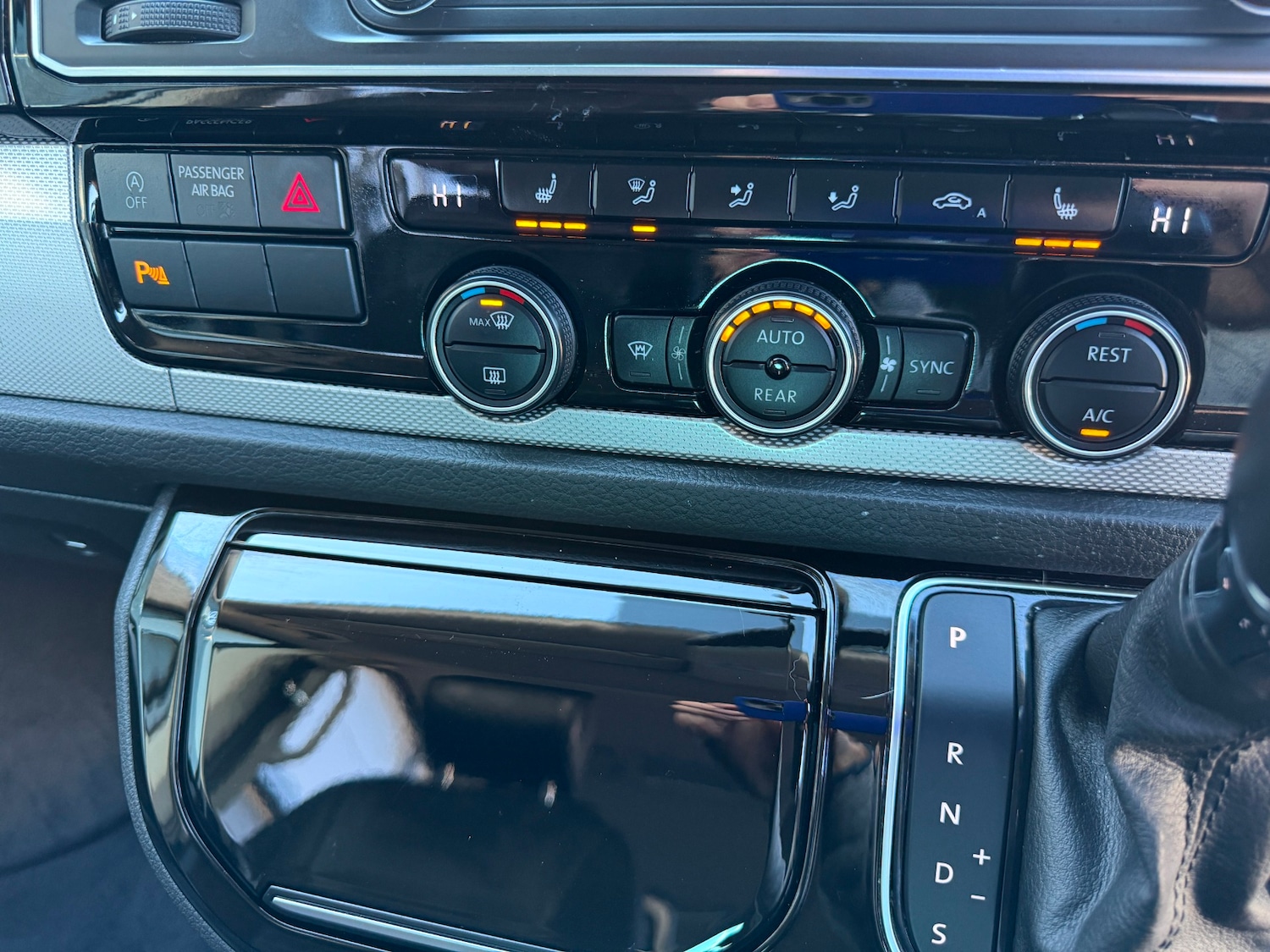 Used Volkswagen Caravelle 2018 for sale - 77938616: Photo 25