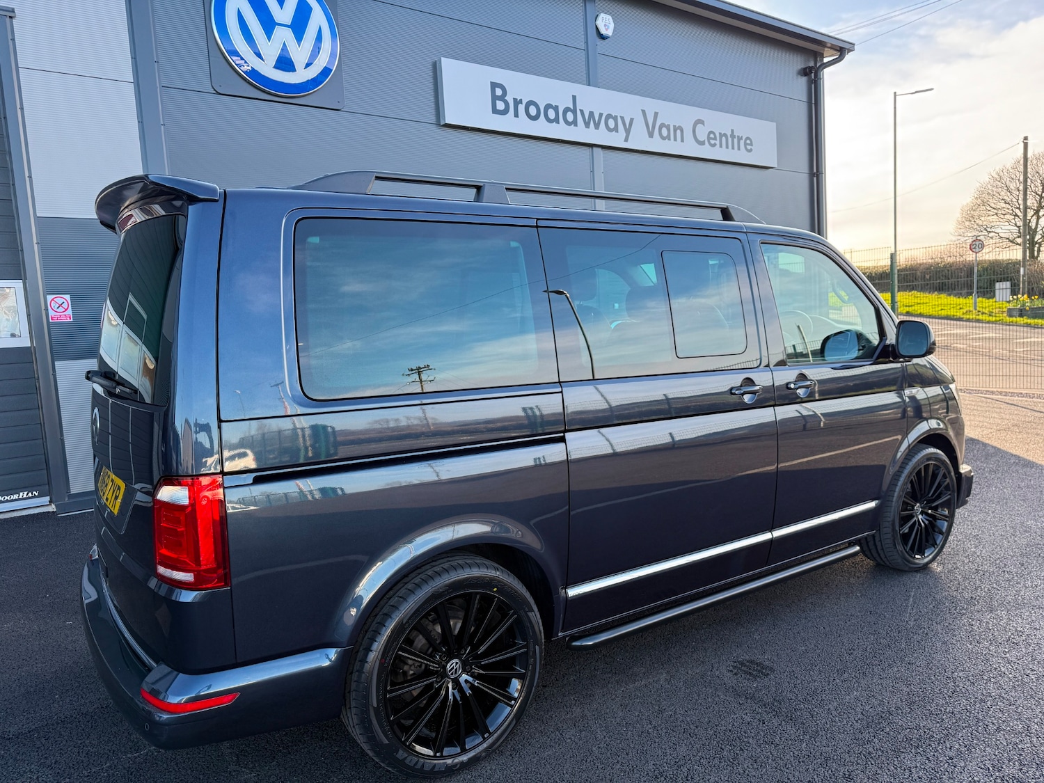Used Volkswagen Caravelle 2018 for sale - 77938616: Photo 6
