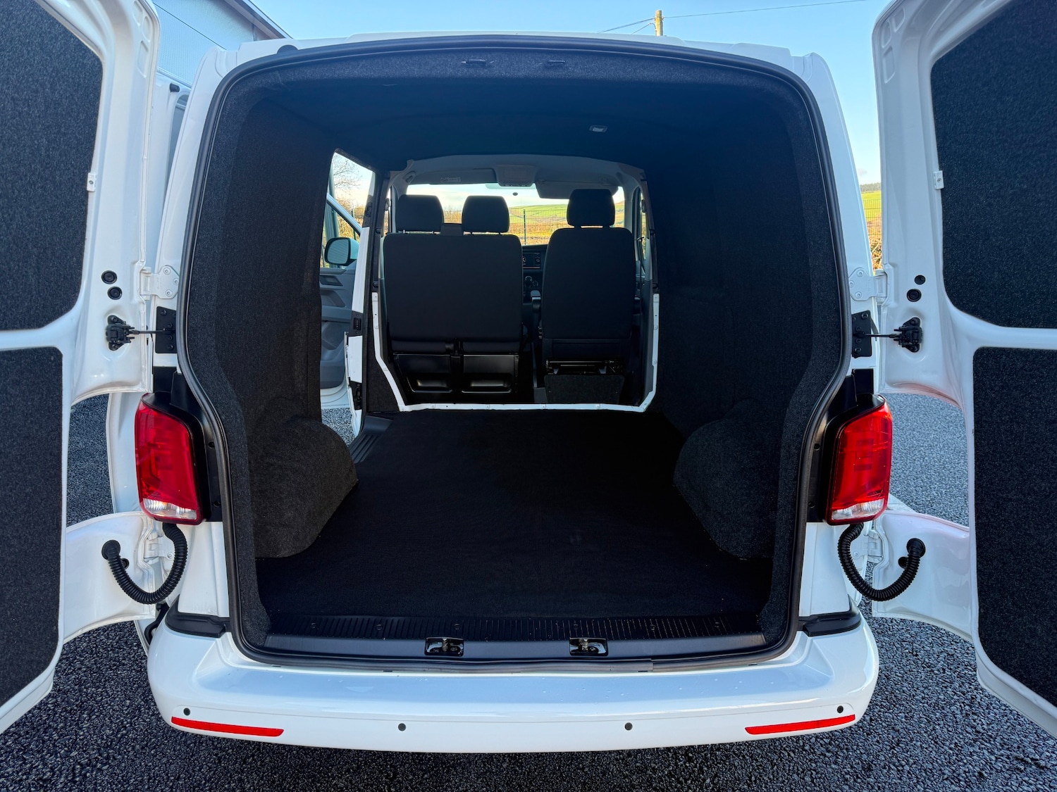 Used Volkswagen Transporter 2021 for sale - 76578255: Photo 11