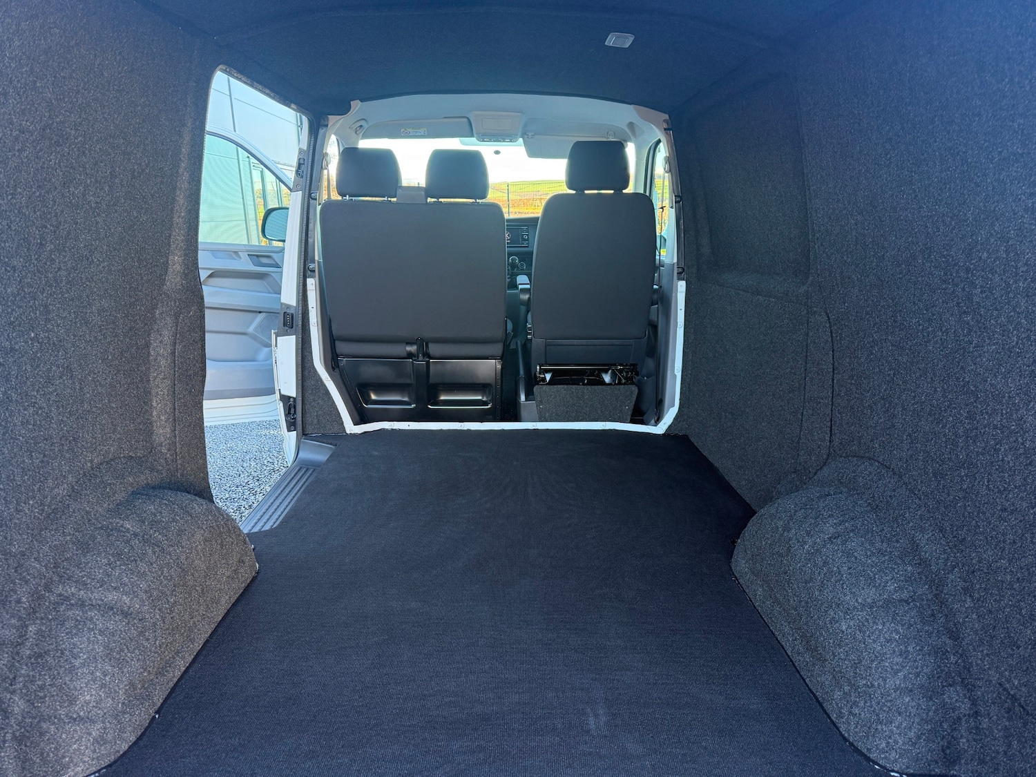 Used Volkswagen Transporter 2021 for sale - 76578255: Photo 12