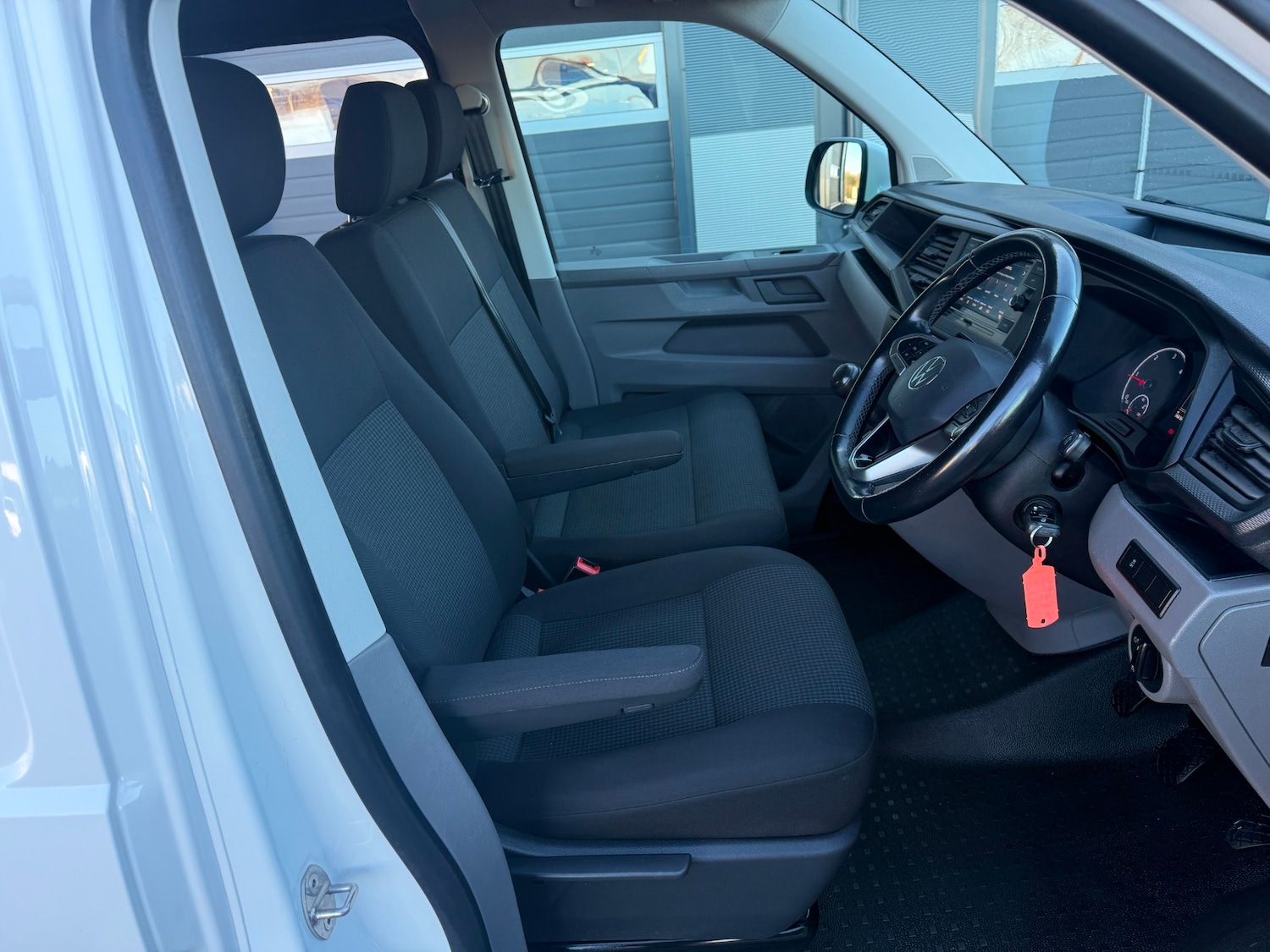 Used Volkswagen Transporter 2021 for sale - 76578255: Photo 18