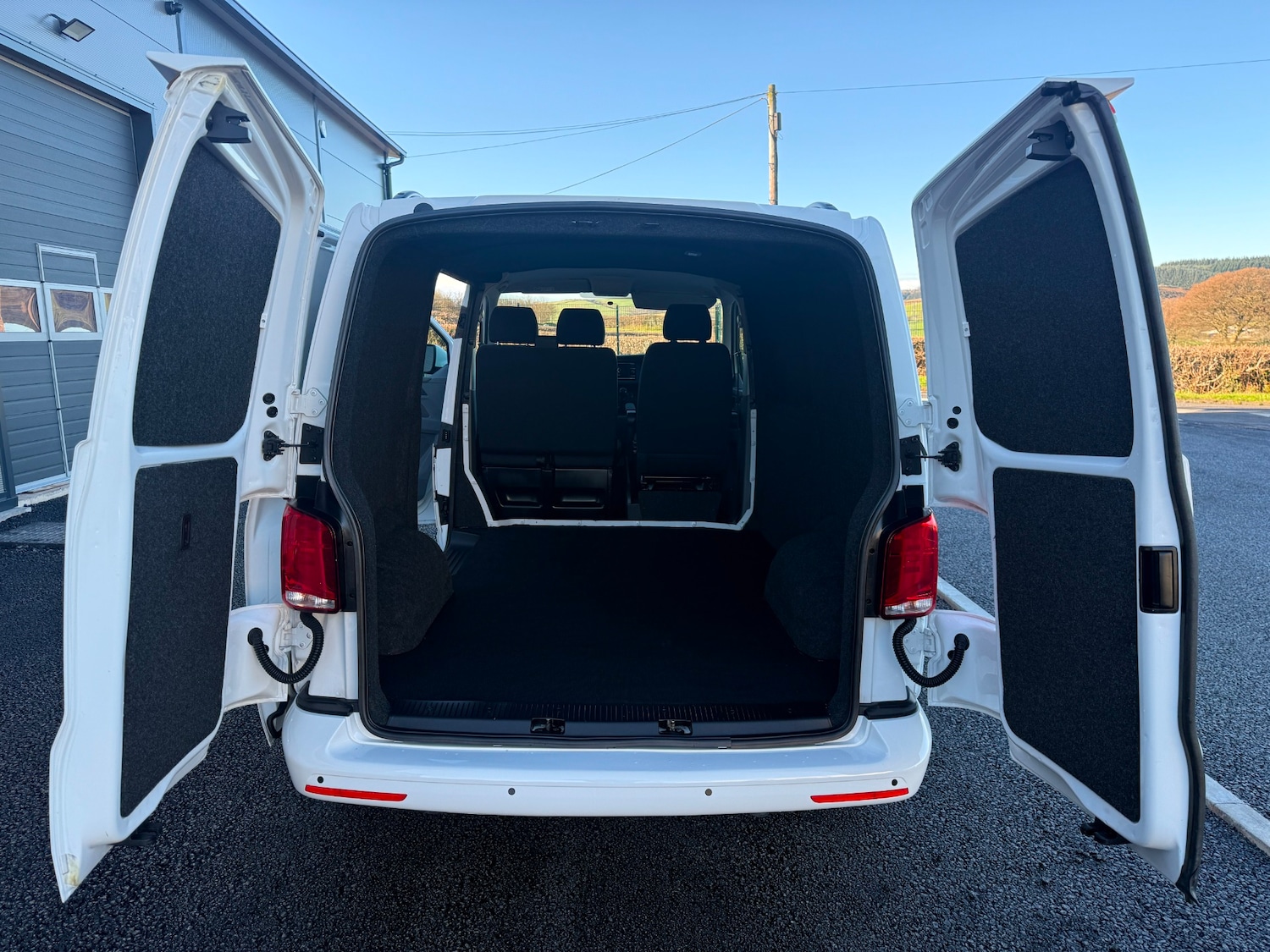 Used Volkswagen Transporter 2021 for sale - 76578255: Photo 9