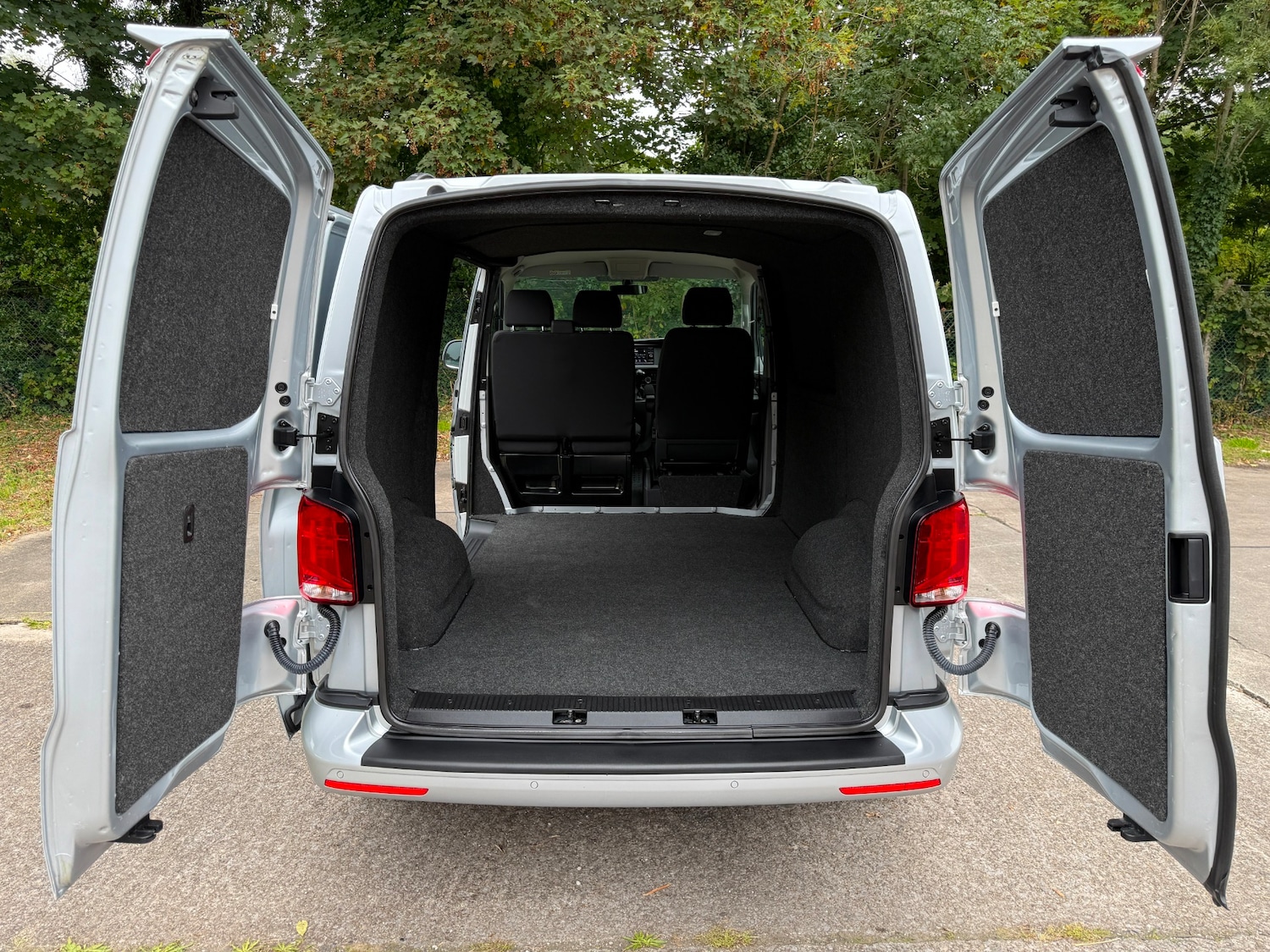 Used Volkswagen Transporter 2021 for sale - 76120518: Photo 12