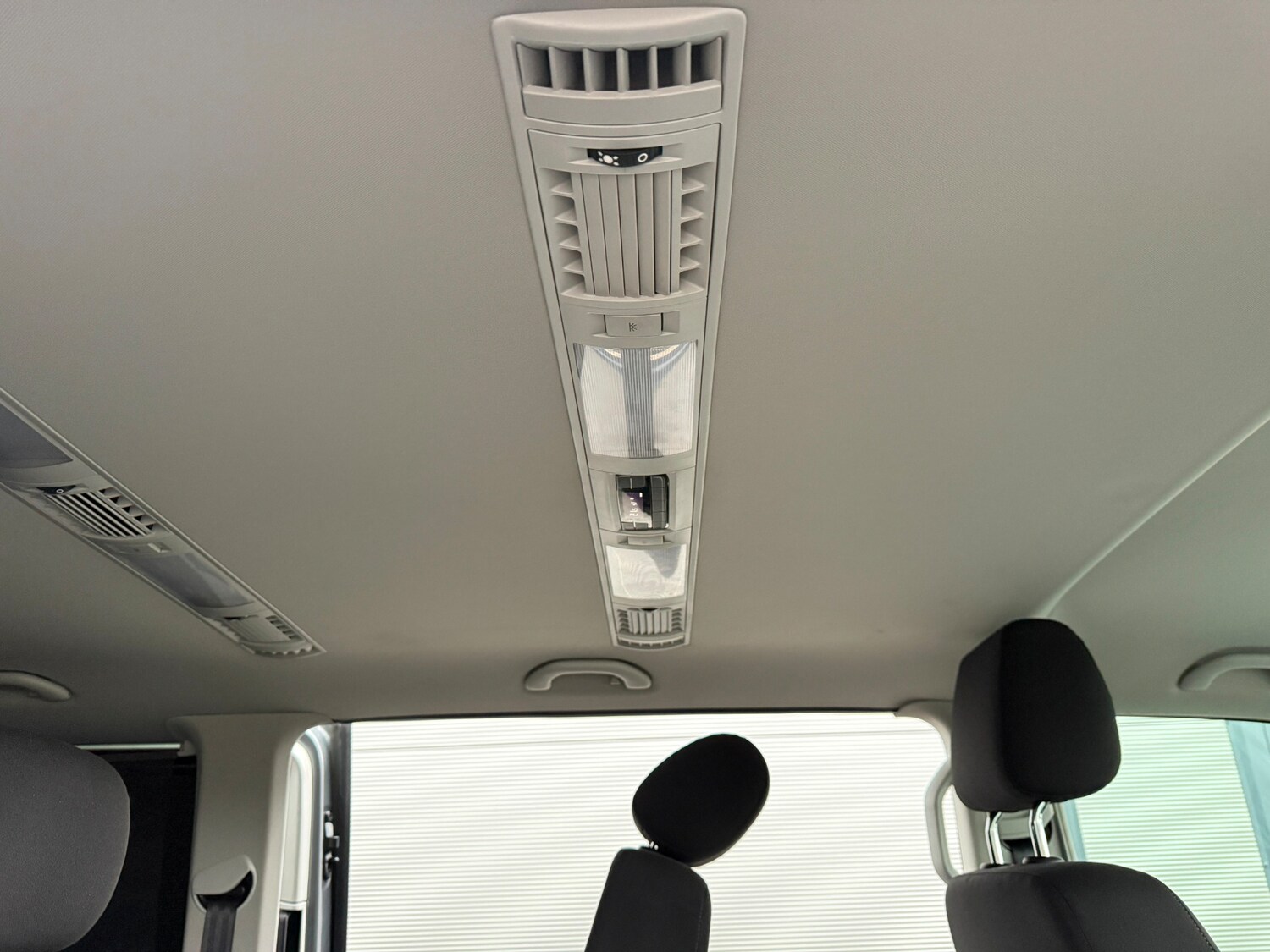 Used Volkswagen Transporter Shuttle 2020 for sale - 77365557: Photo 14