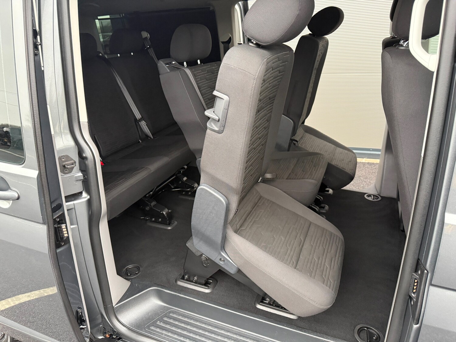 Used Volkswagen Transporter Shuttle 2020 for sale - 77365557: Photo 18