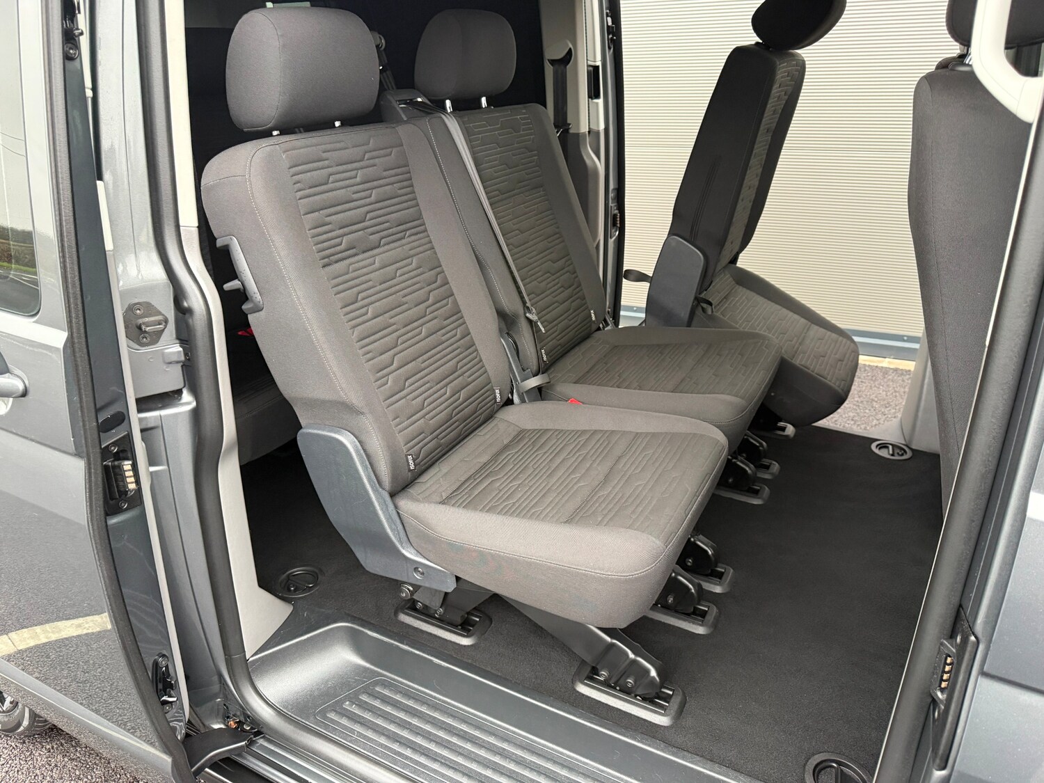 Used Volkswagen Transporter Shuttle 2020 for sale - 77365557: Photo 4