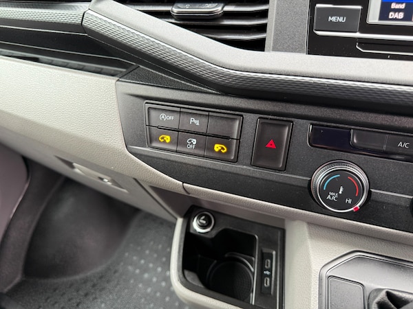 Used Volkswagen Transporter 2023 for sale - 76293443: Photo 24