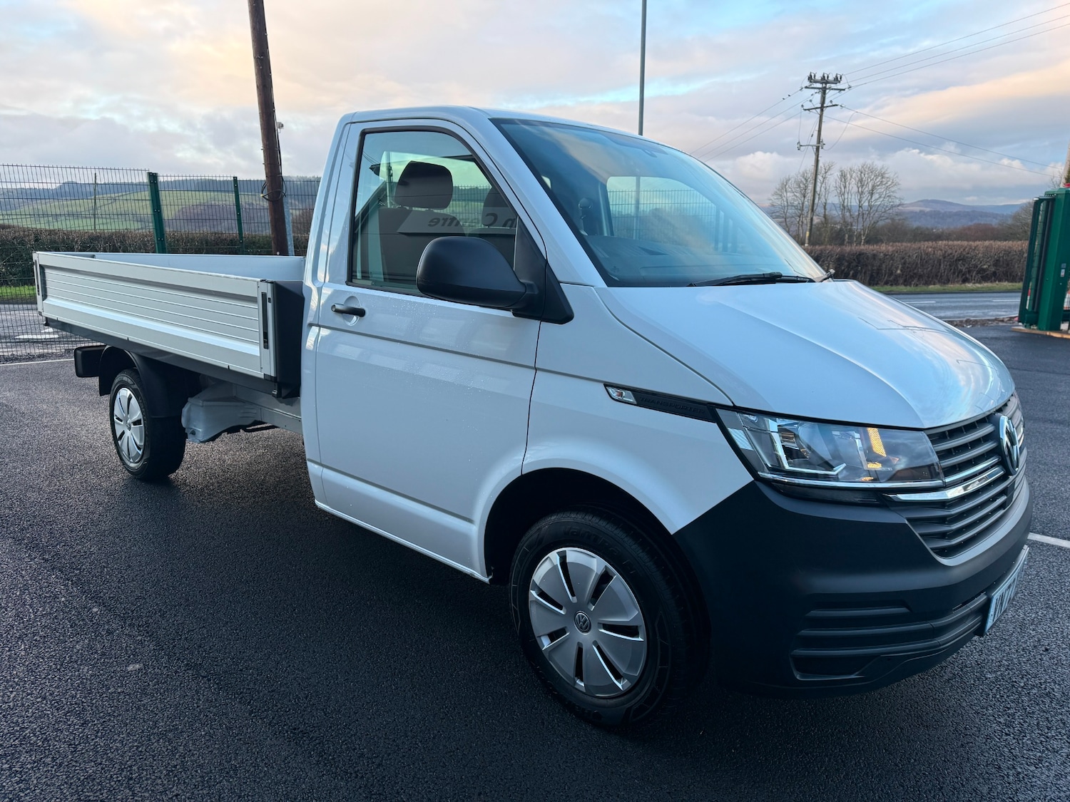 Used Volkswagen Transporter 2023 for sale - 77365556: Photo 4