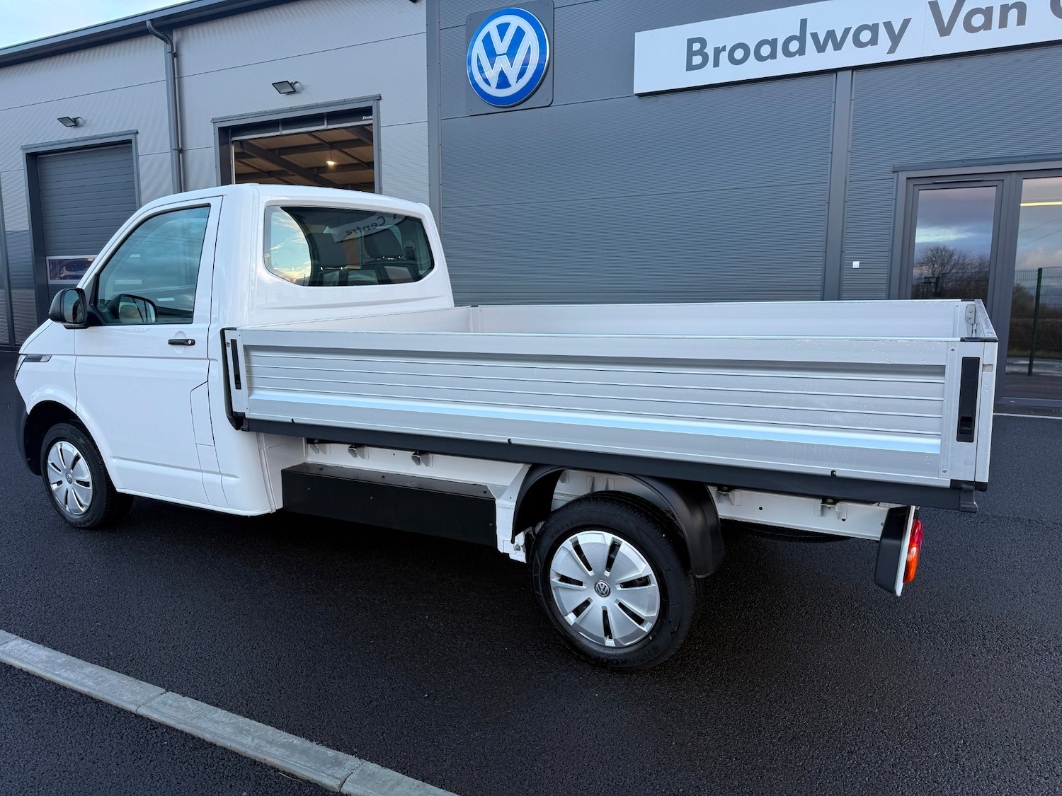 Used Volkswagen Transporter 2023 for sale - 77365556: Photo 8