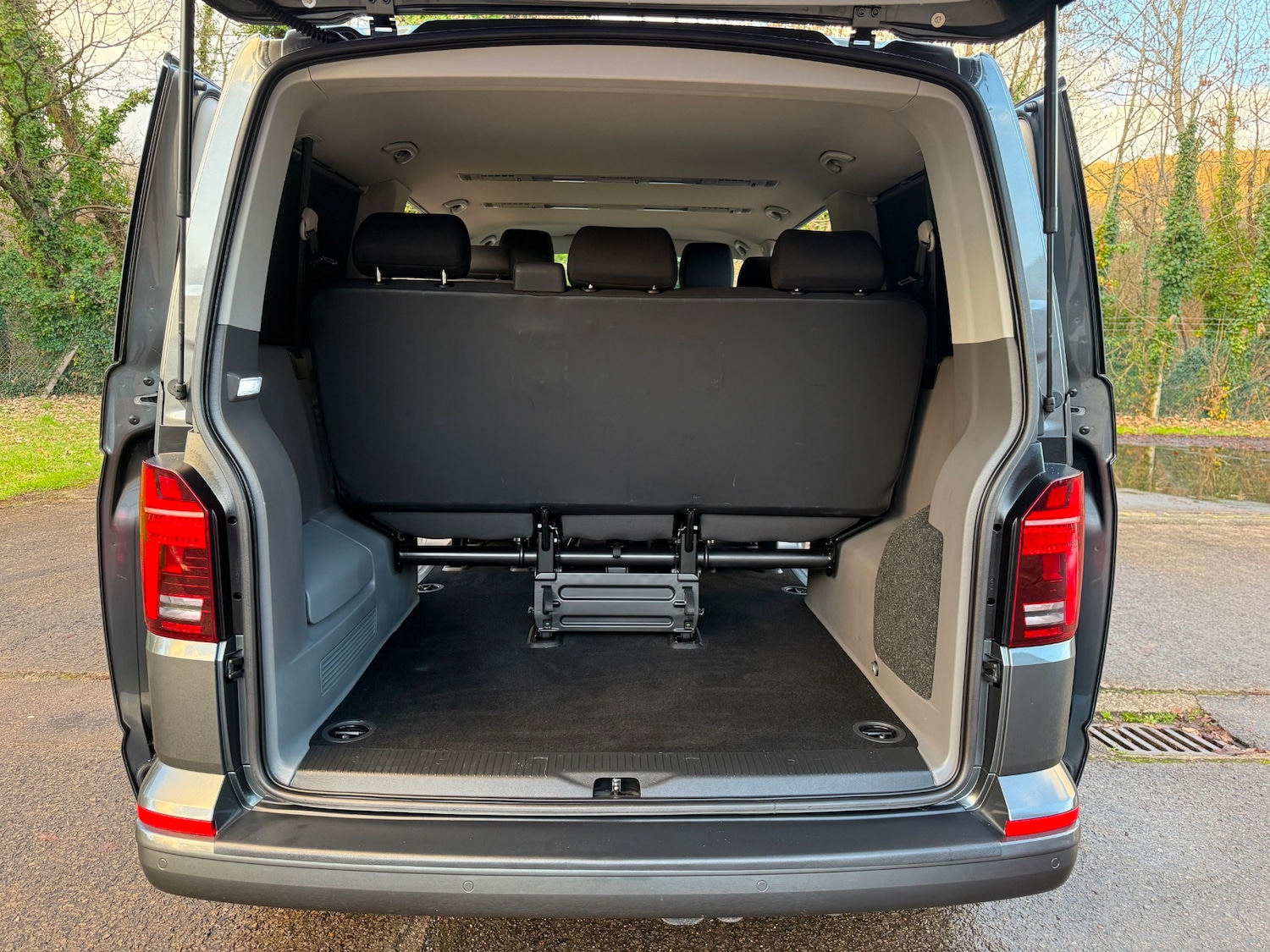 Used Volkswagen Transporter 2021 for sale - 76837565: Photo 3